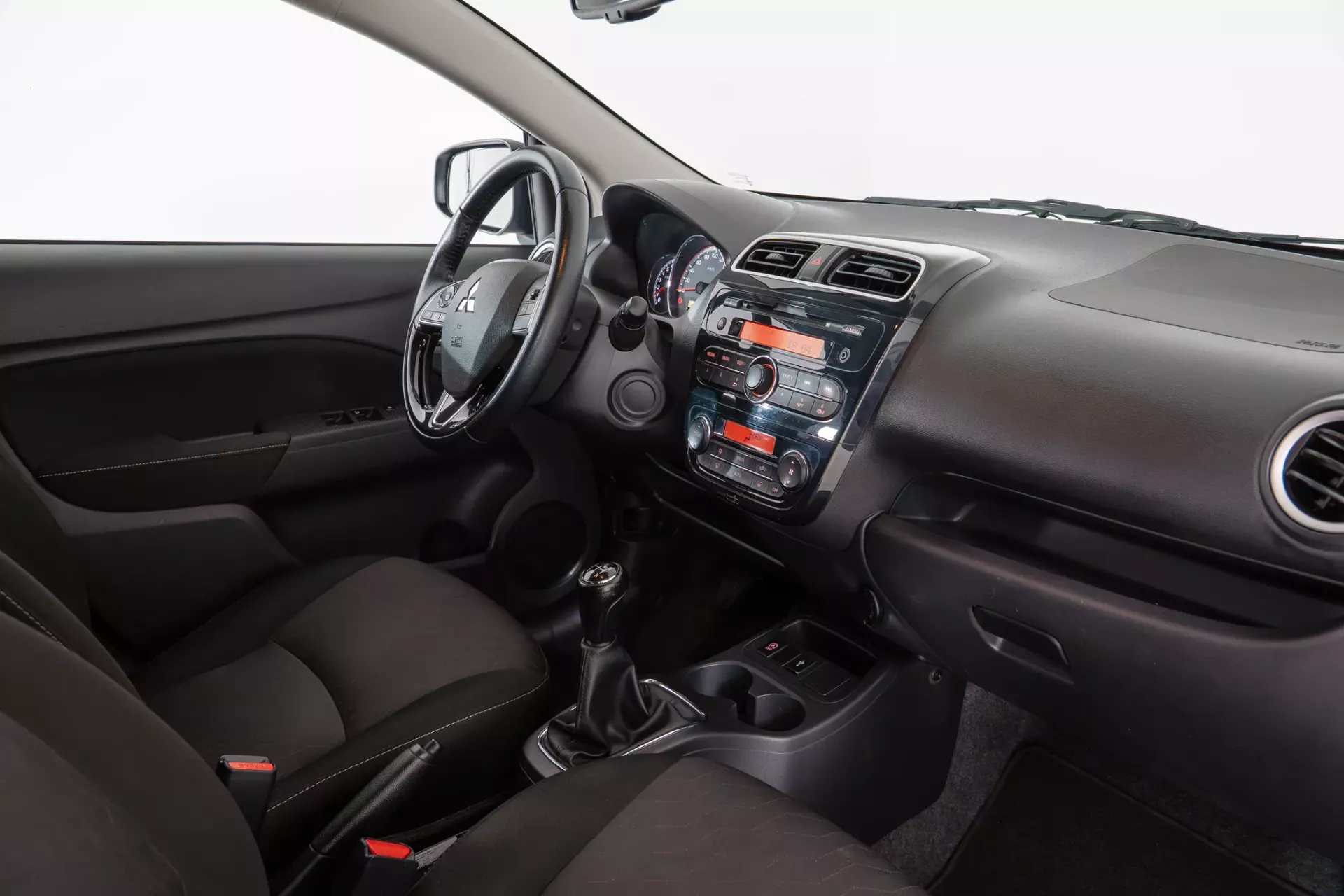 Mitsubishi Space Star 1.2 Intense 22