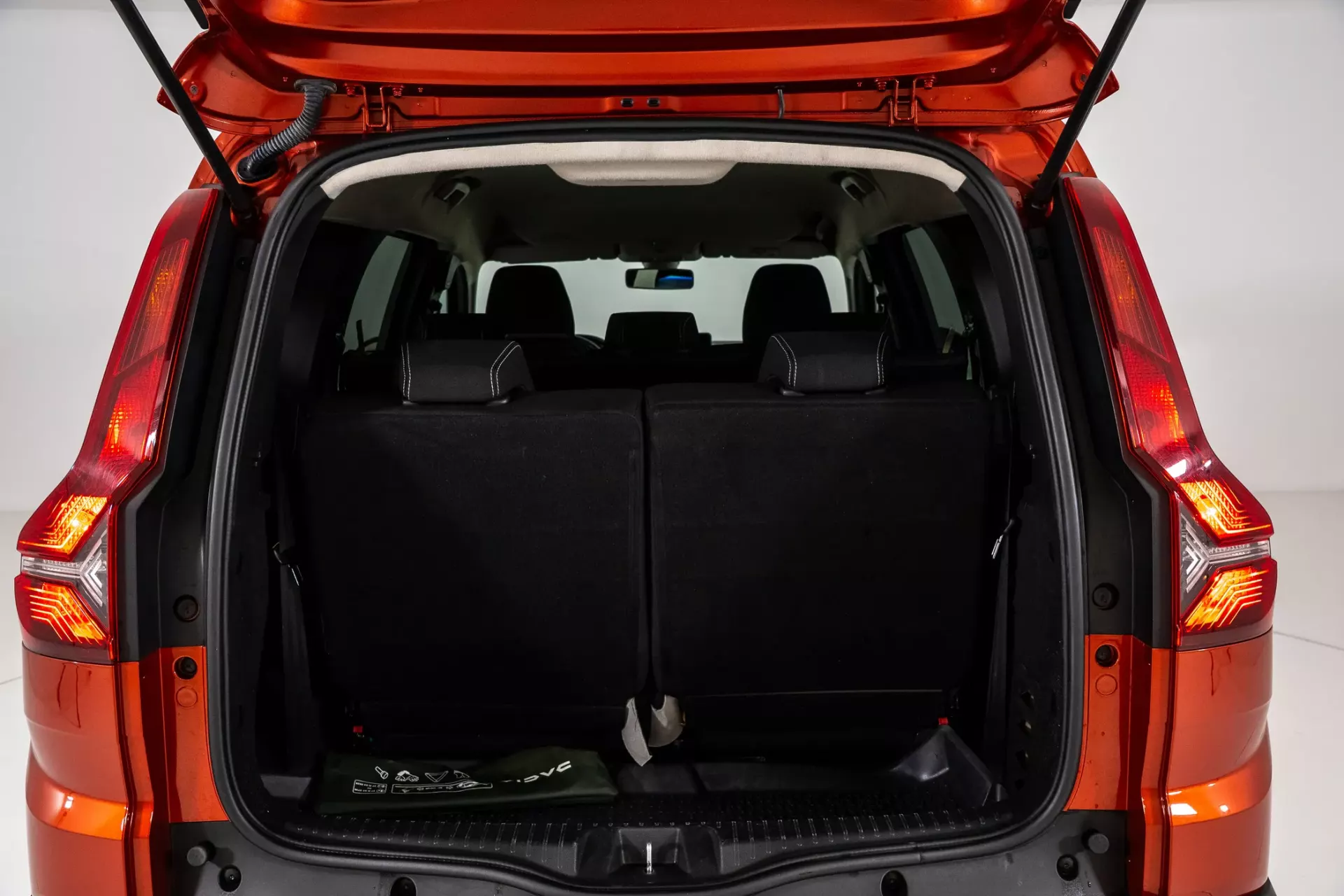 Dacia Jogger 1.0 ECO-G Extreme 7L Bi-Fuel 10