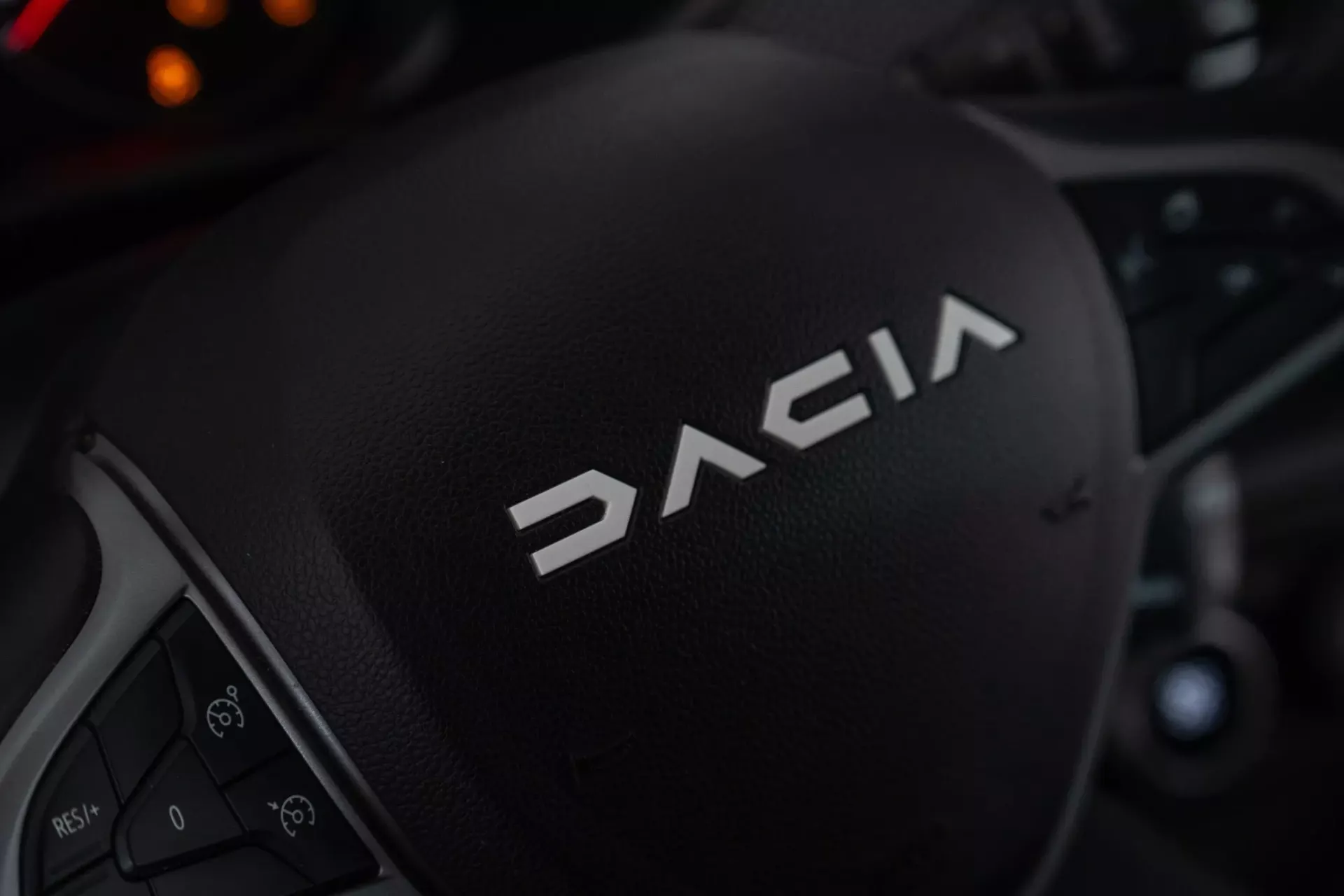 Dacia Jogger 1.0 ECO-G Extreme 7L Bi-Fuel 30