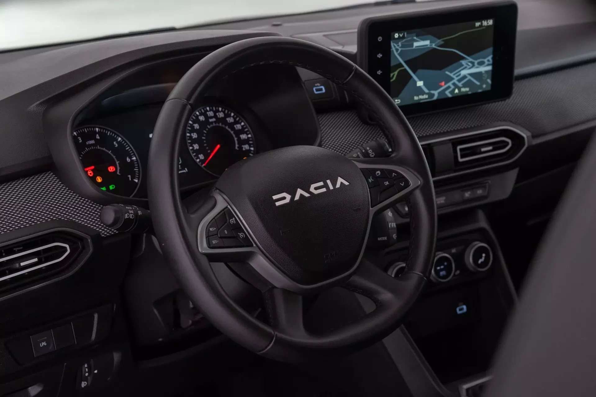 Dacia Jogger 1.0 ECO-G Extreme 7L Bi-Fuel 38