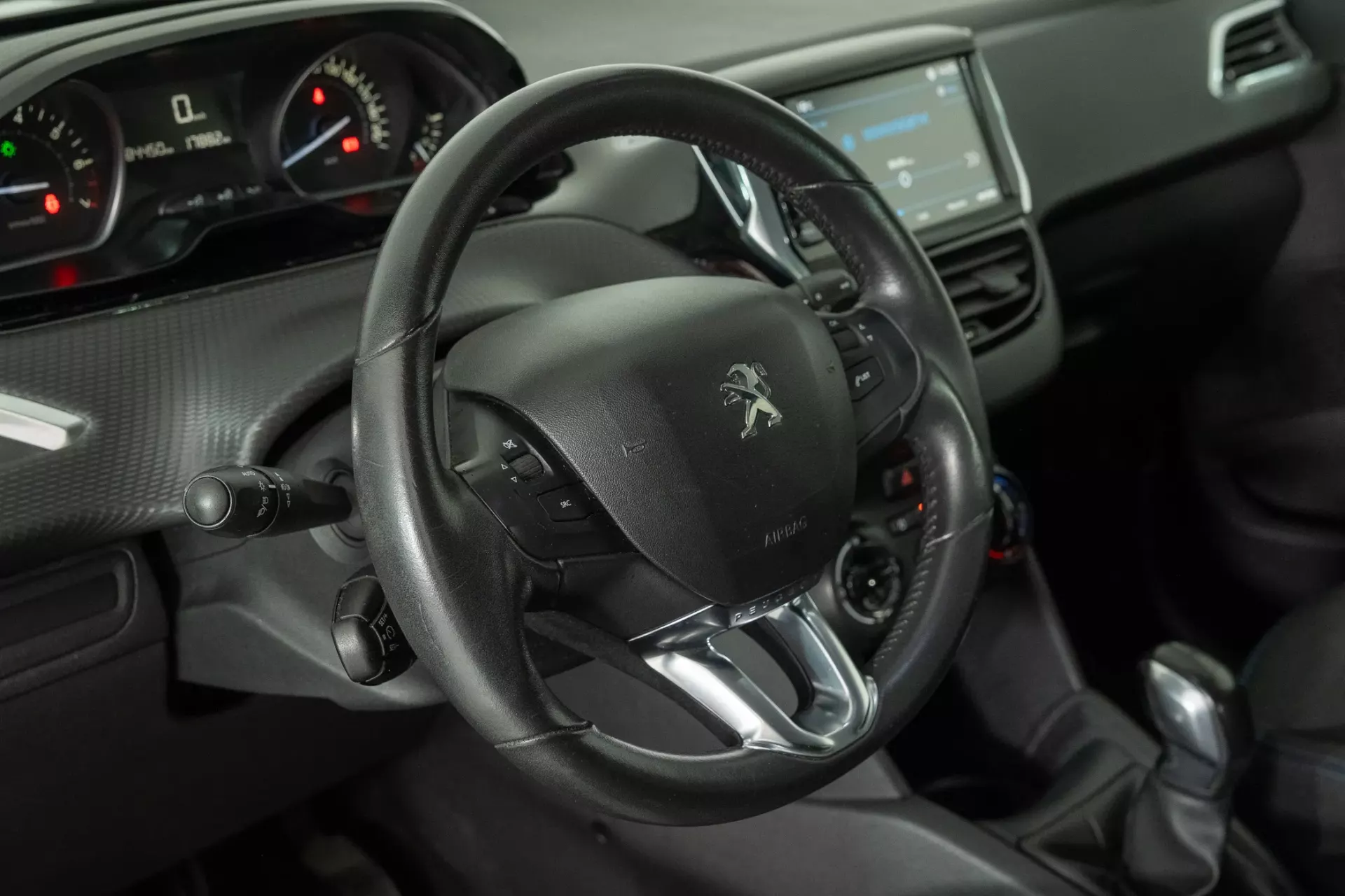 Peugeot 208 1.2 PureTech Style 22