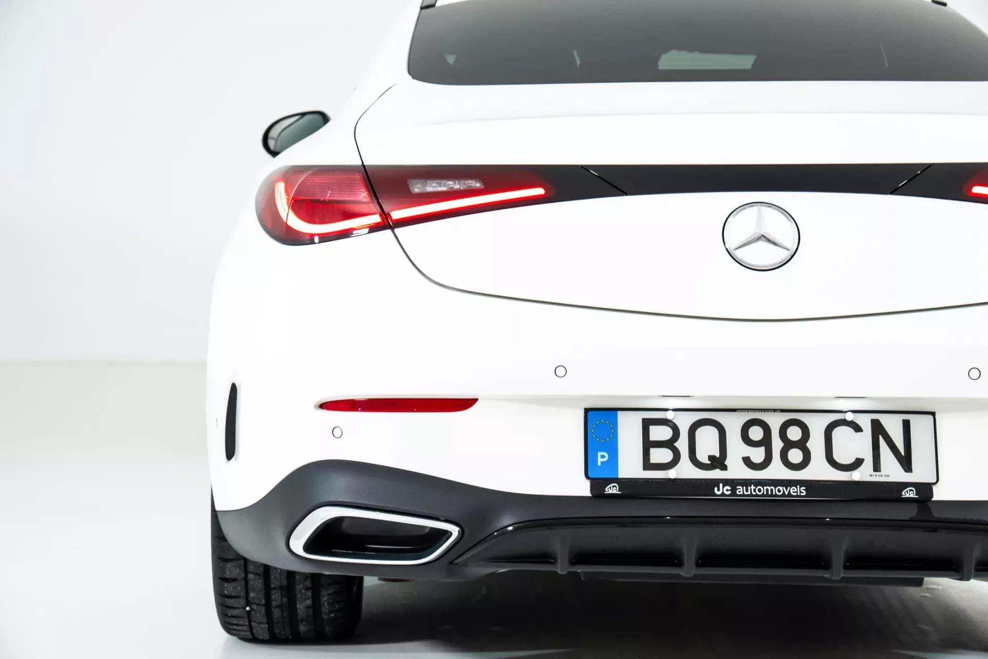 Mercedes-Benz CLE 300 11