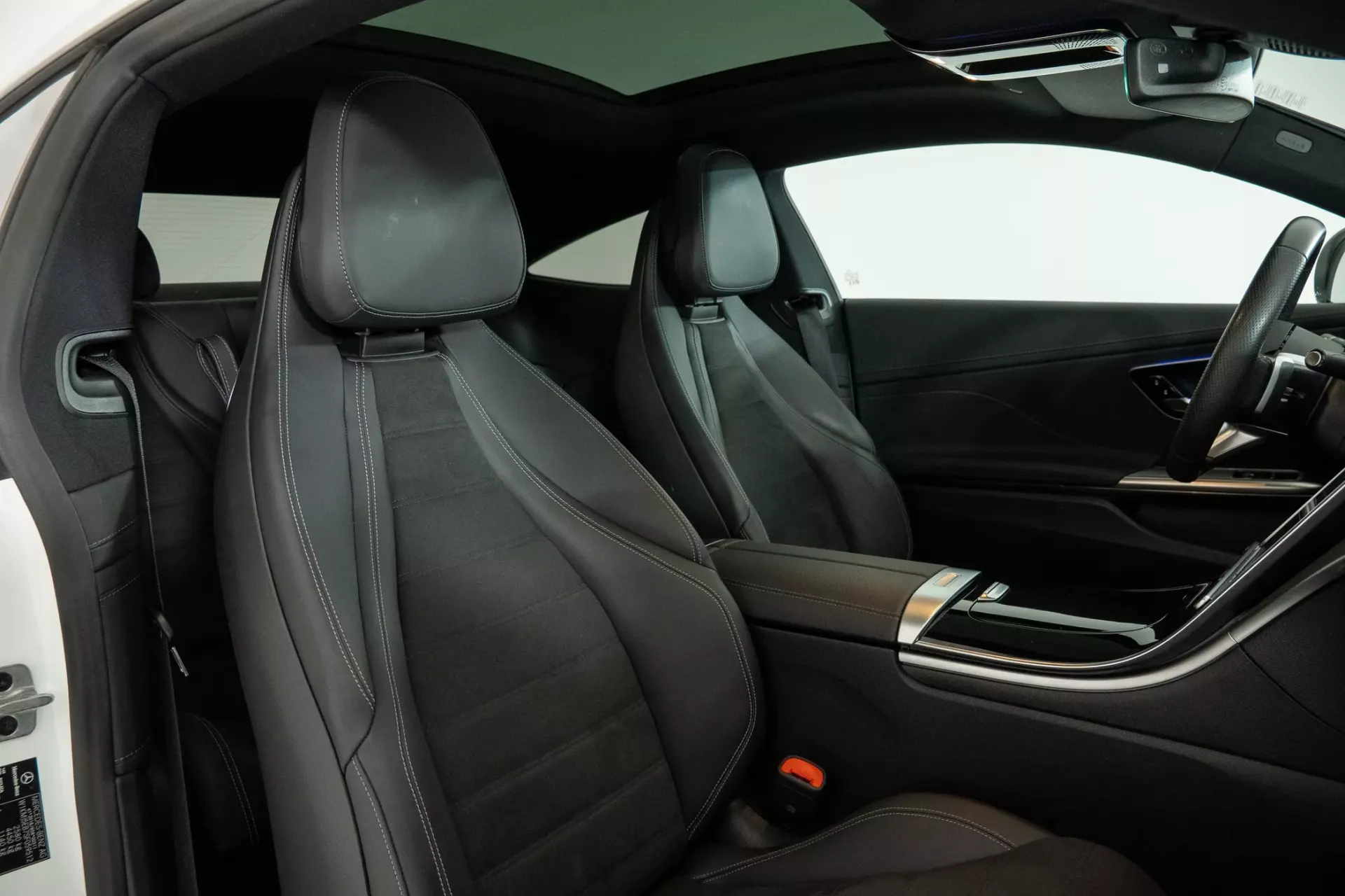 Mercedes-Benz CLE 300 18