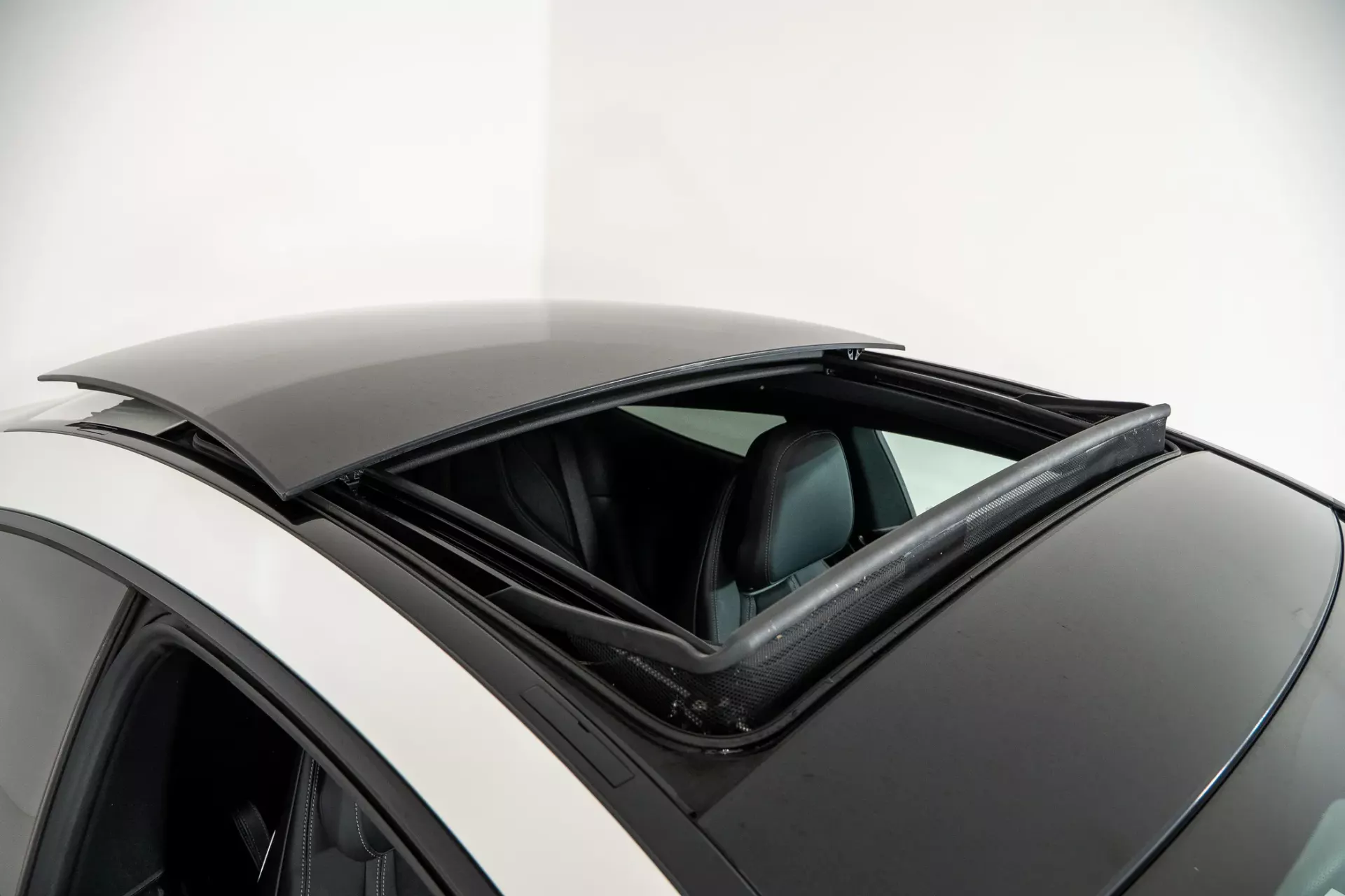 Mercedes-Benz CLE 300 34