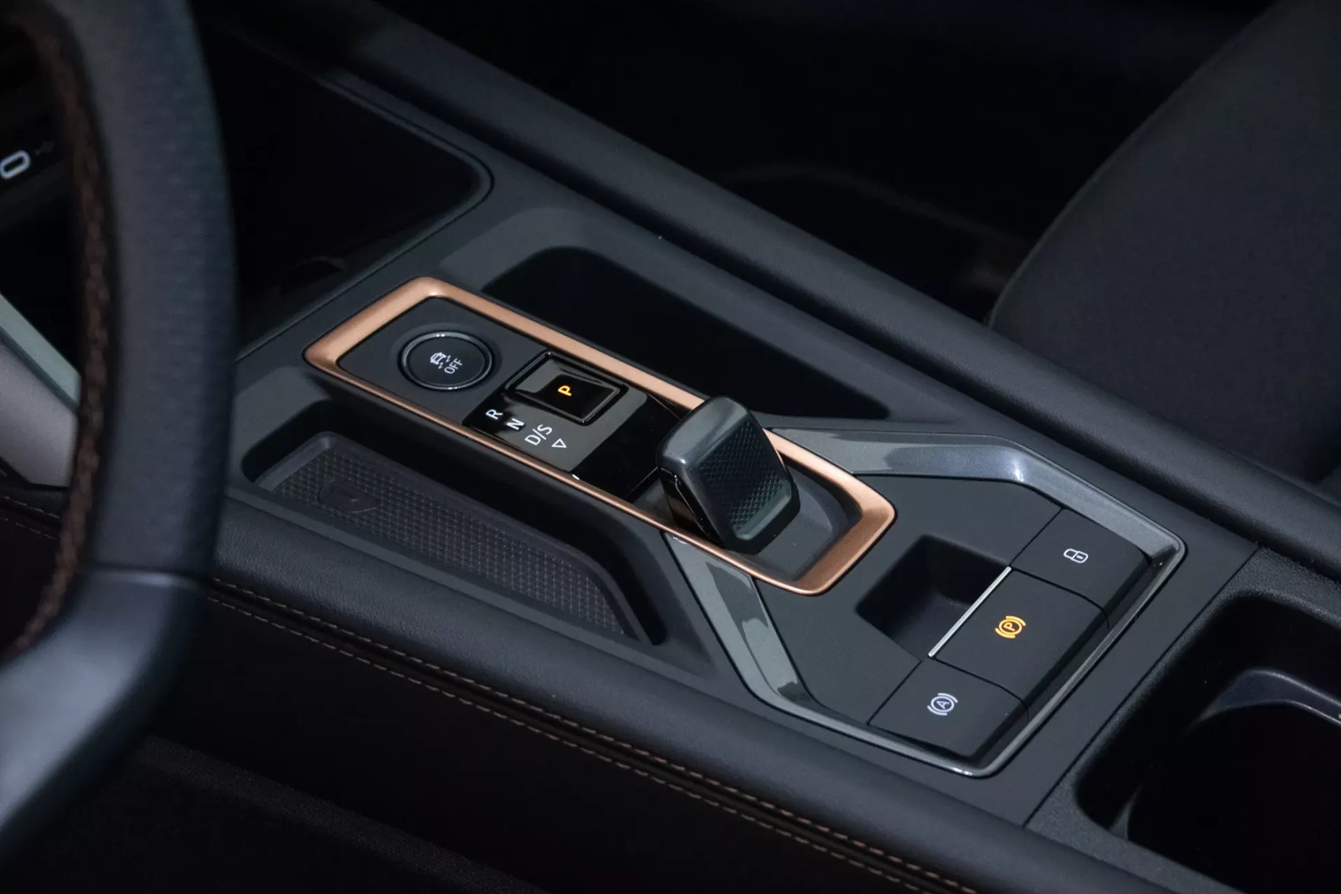 Cupra Formentor 1.5 eTSI DSG 30