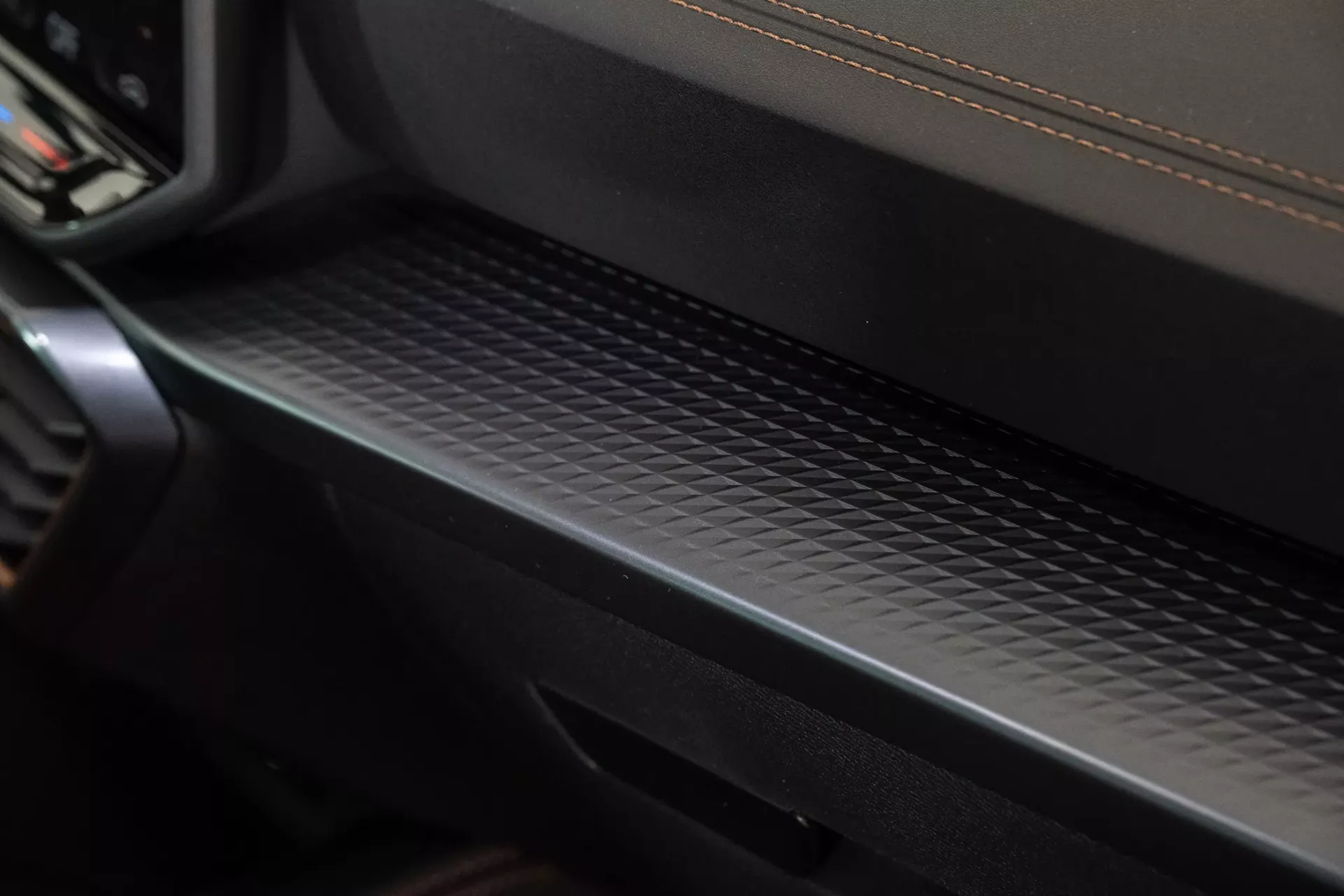 Cupra Formentor 1.5 eTSI DSG 33