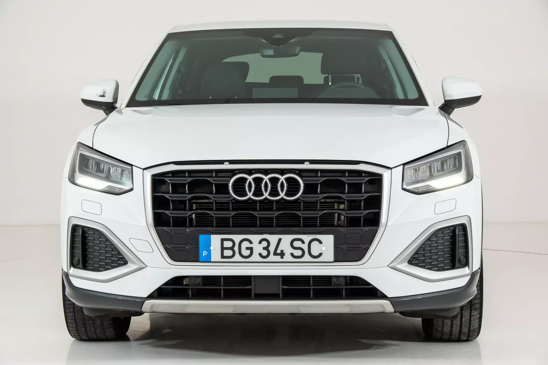 Audi Q2 15