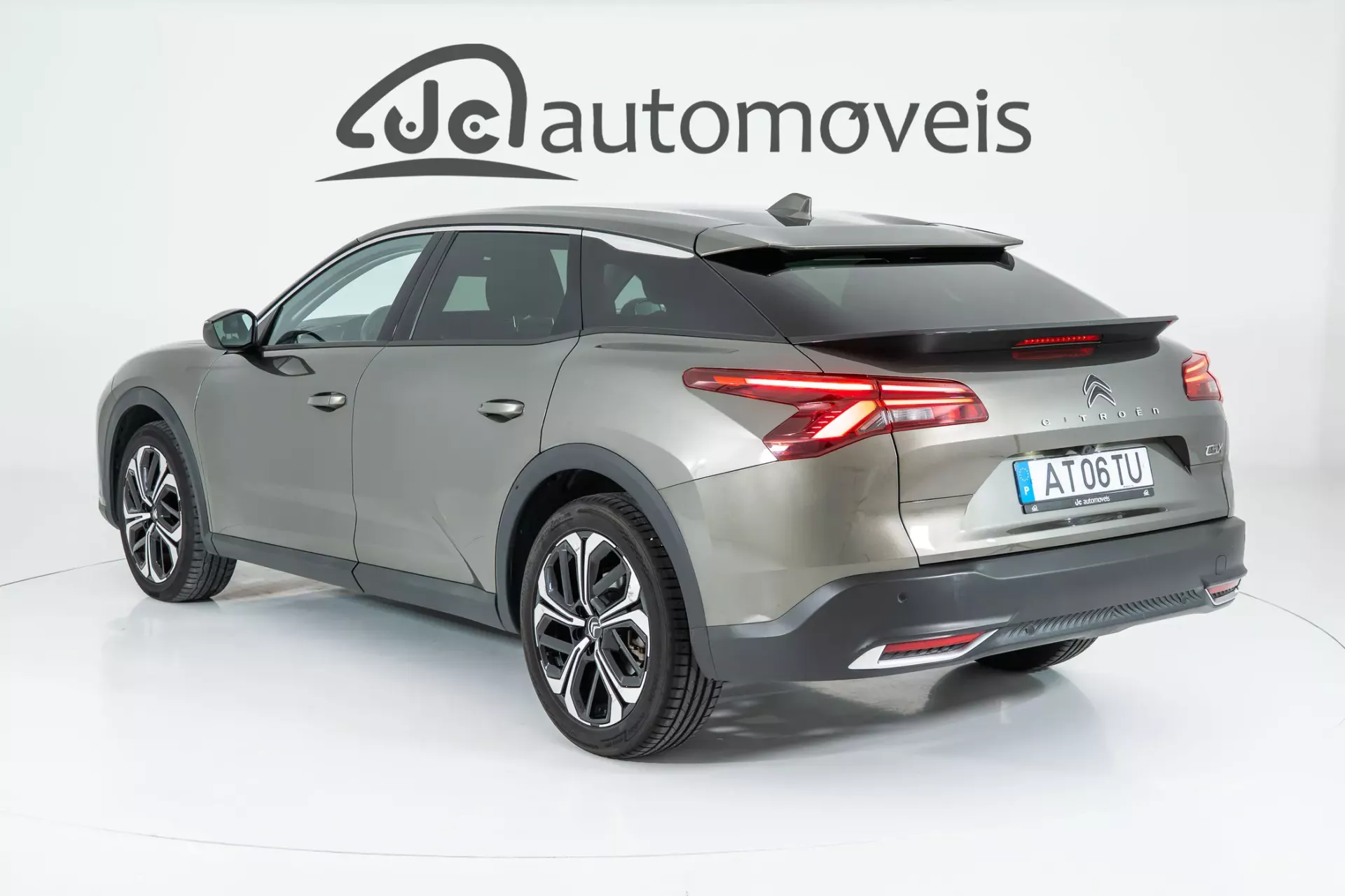 Citroën C5 X 1.2 PureTech Shine EAT8 2