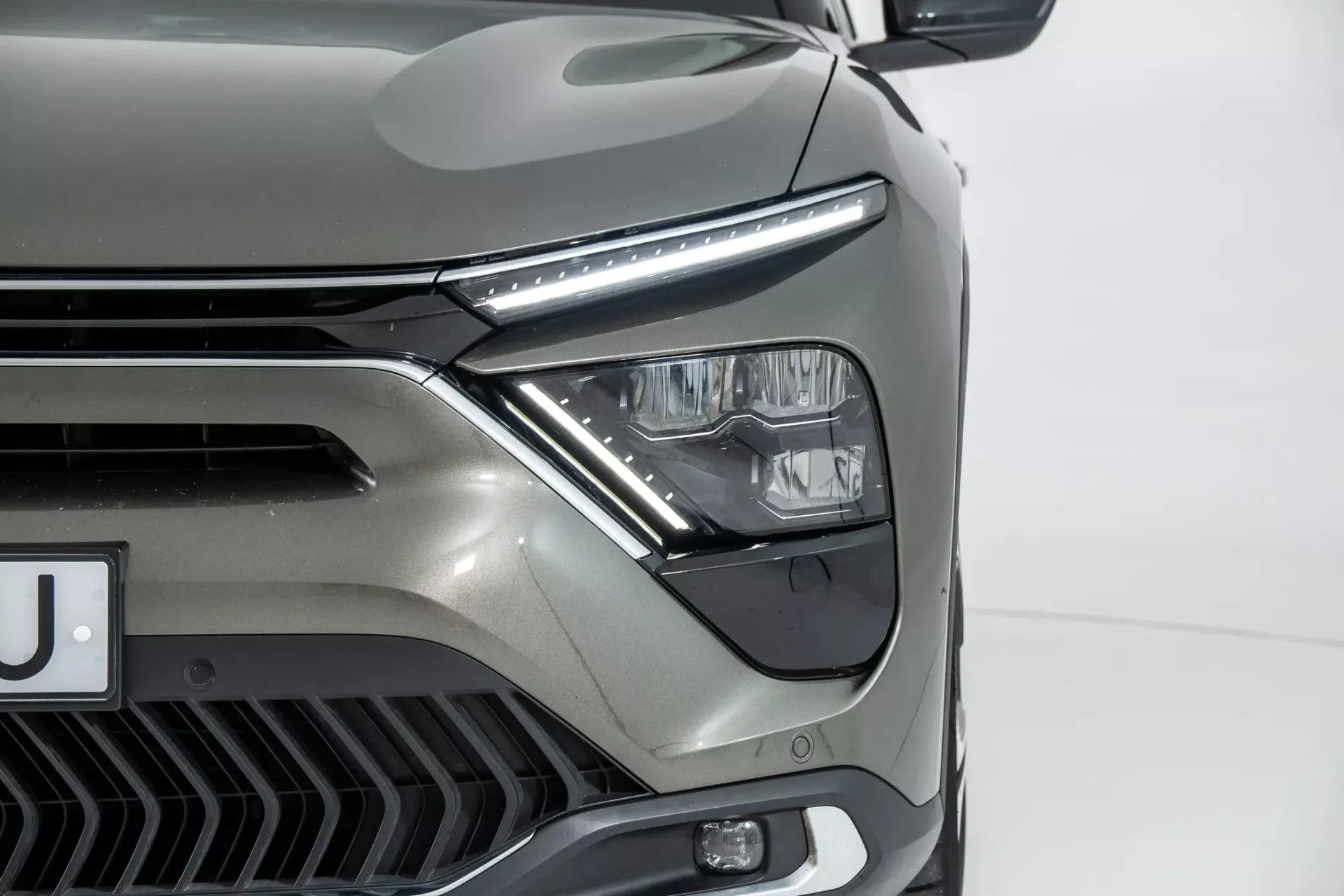 Citroën C5 X 1.2 PureTech Shine EAT8 16