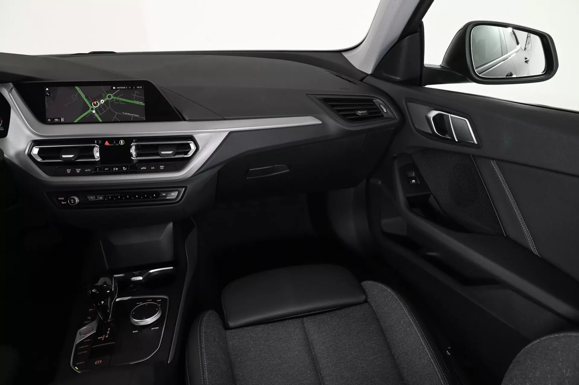 BMW 216 Gran Coupé 13