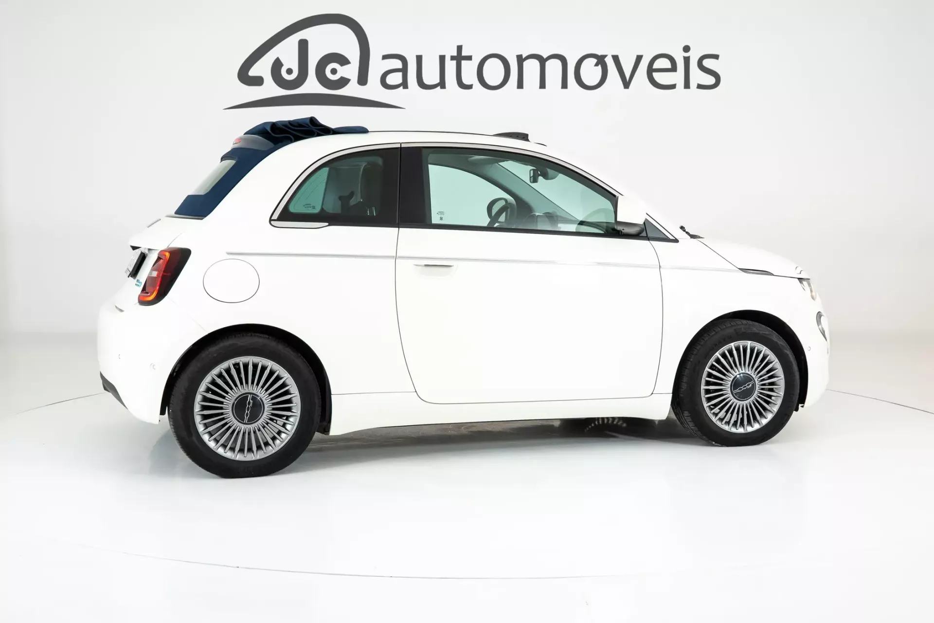 Fiat 500e C Icon 7