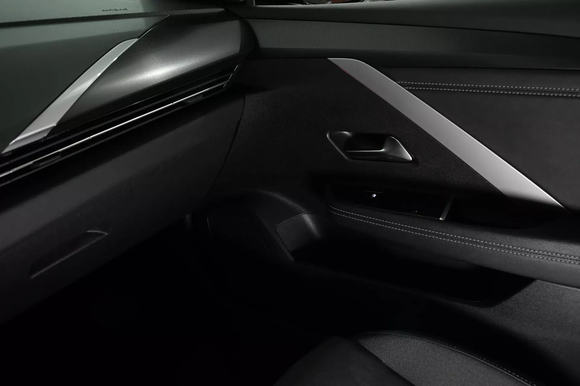 Opel Astra Sports Tourer 14