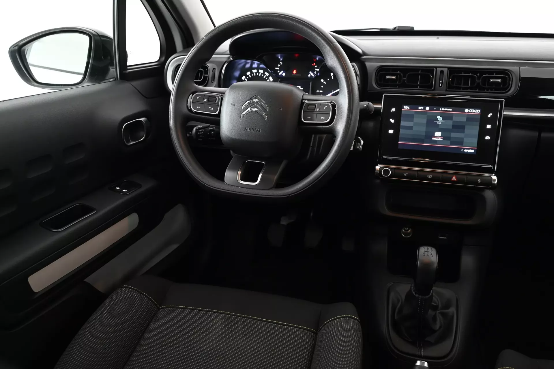 Citroën C3 1.2 PureTech Plus 16