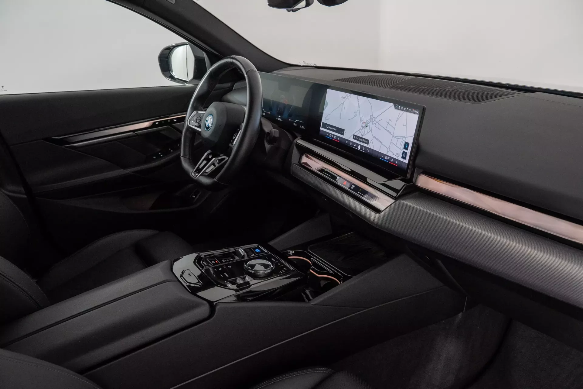 BMW i5 eDrive40 Pack Desportivo M 4