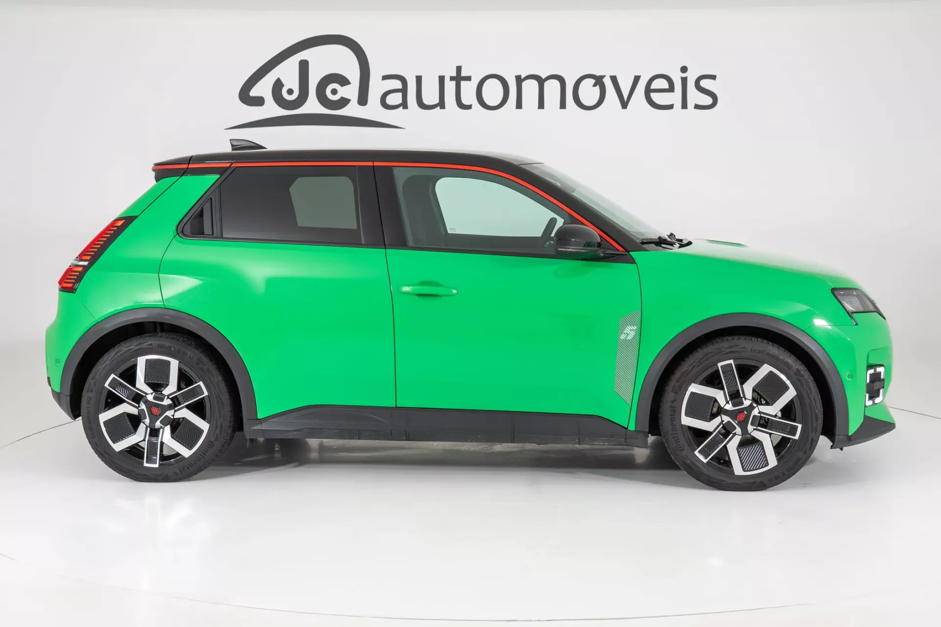 Renault 5 E-Tech 52 kWh Techno Autonomia Conforto 8