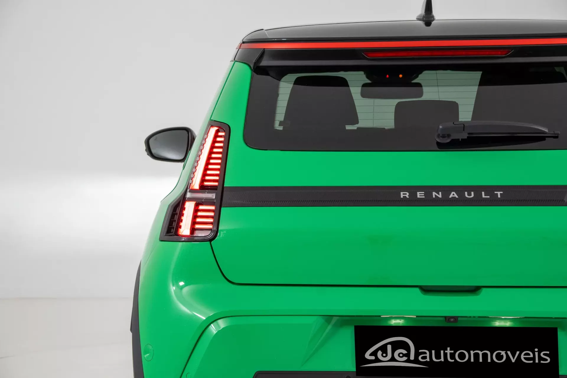 Renault 5 E-Tech 52 kWh Techno Autonomia Conforto 17