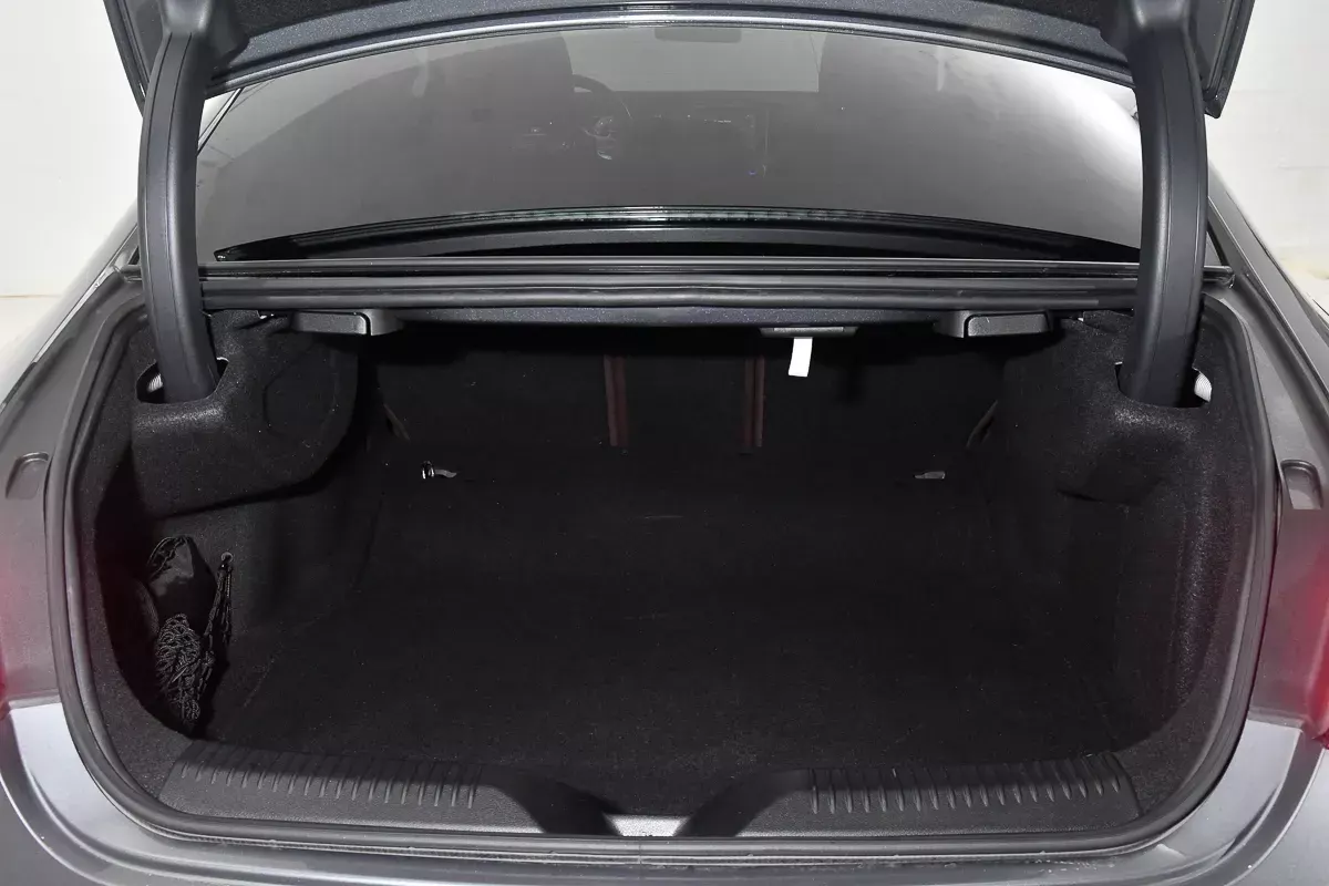 Mercedes-Benz CLS 350 12