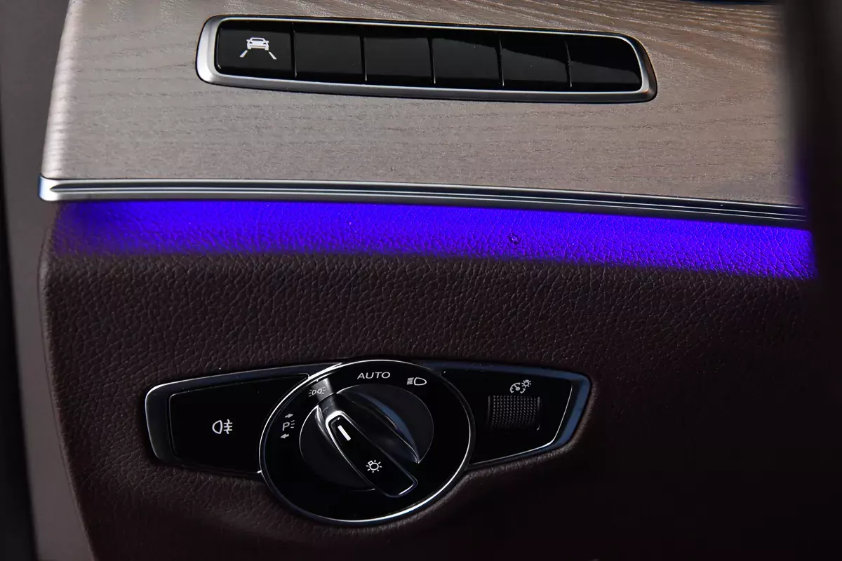 Mercedes-Benz CLS 350 21