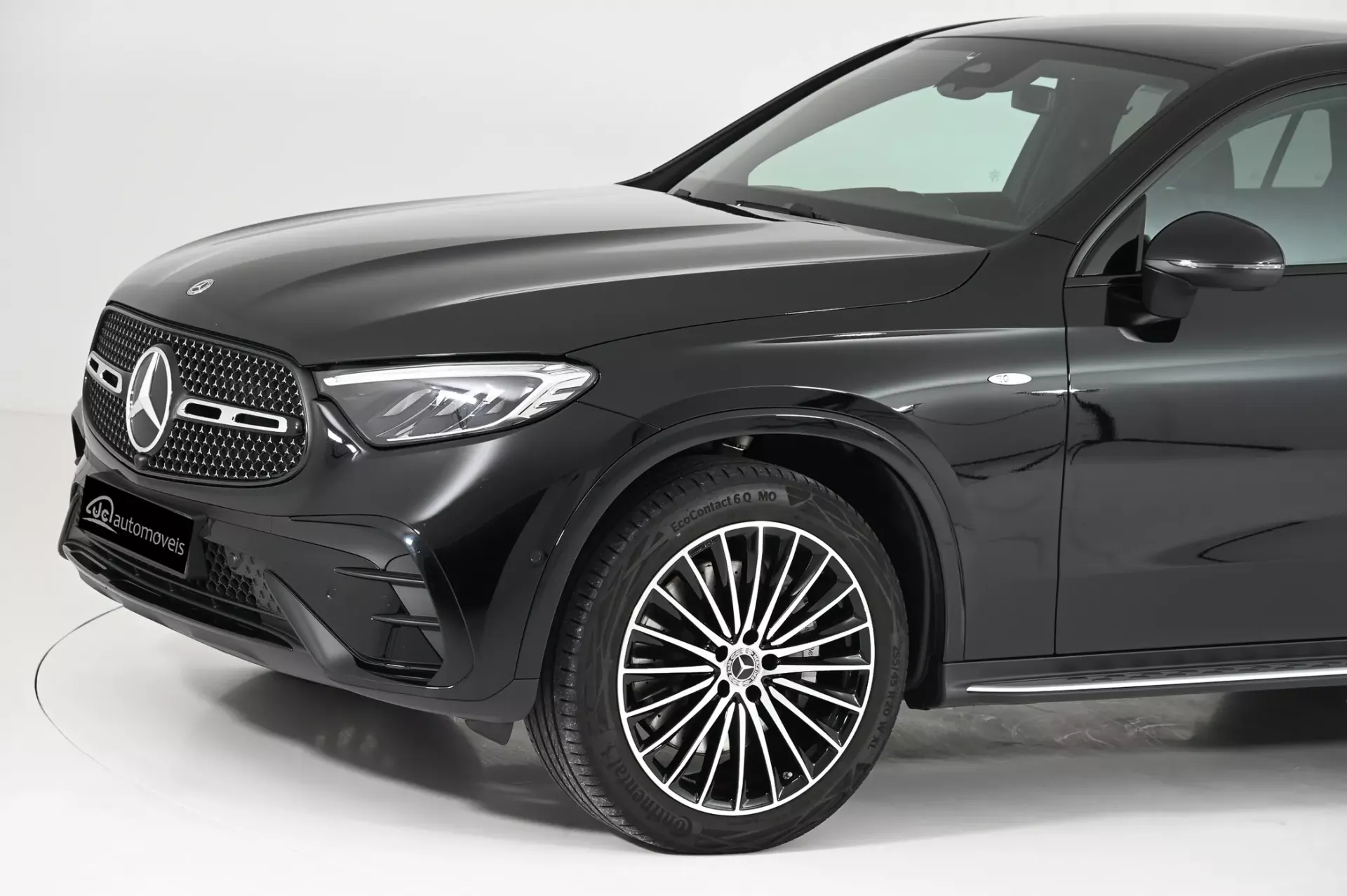 Mercedes-Benz GLC 300 13