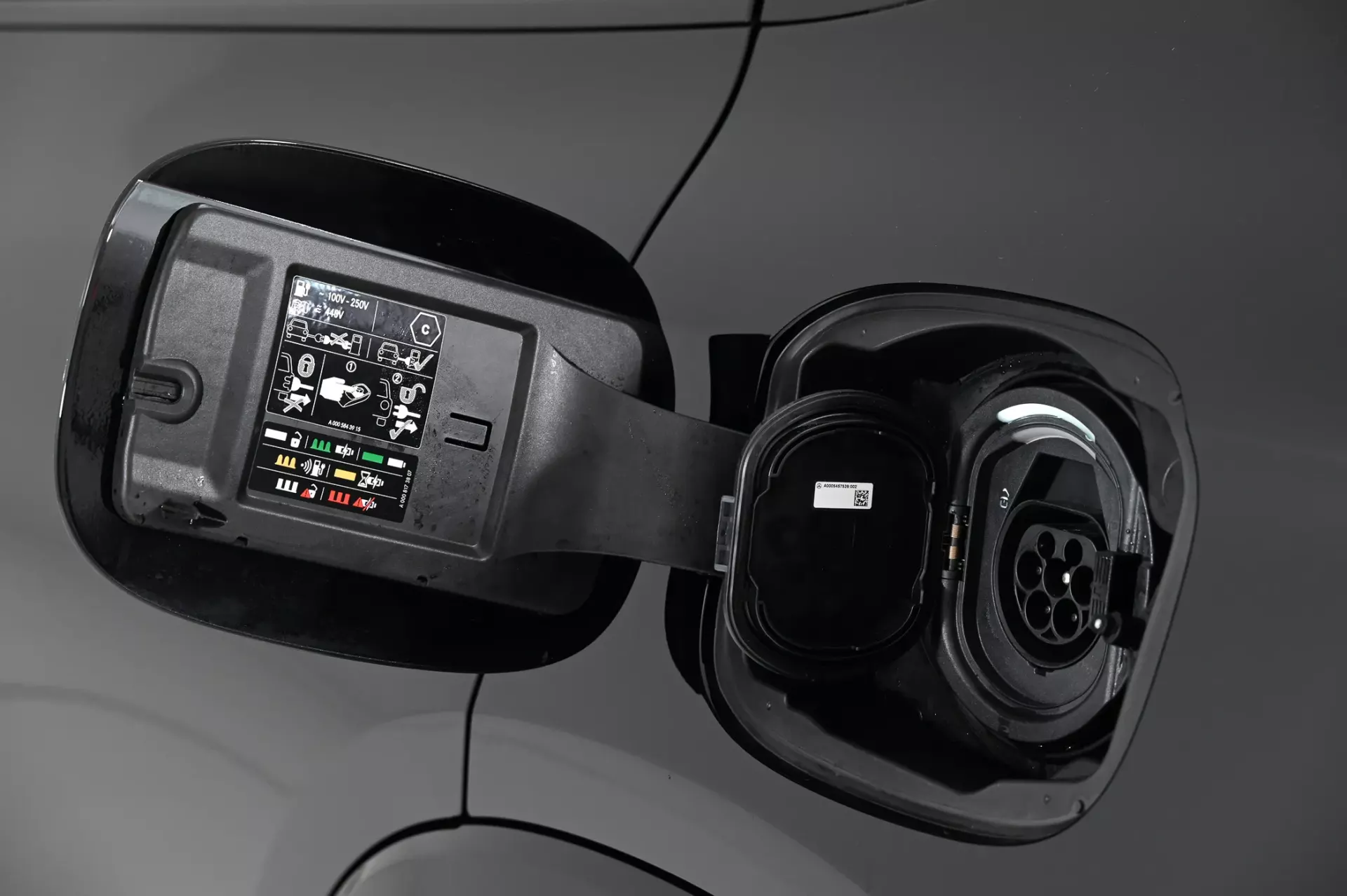 Mercedes-Benz GLC 300 17