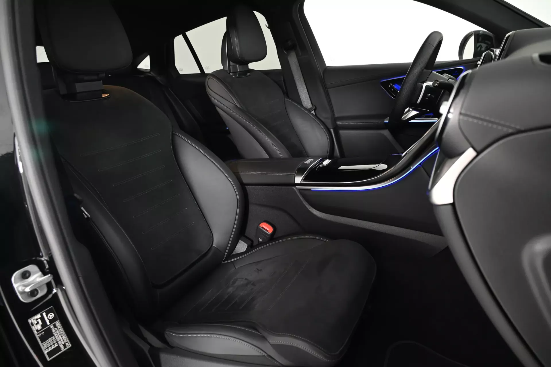 Mercedes-Benz GLC 300 25