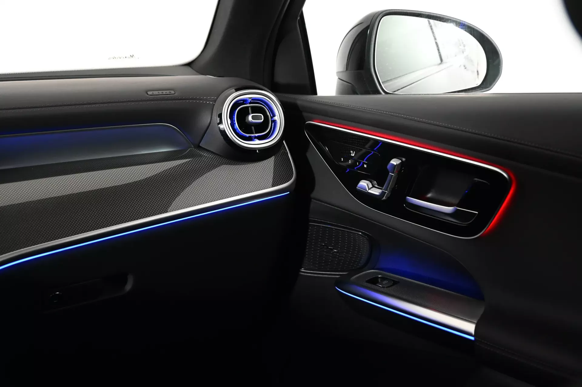 Mercedes-Benz GLC 300 31