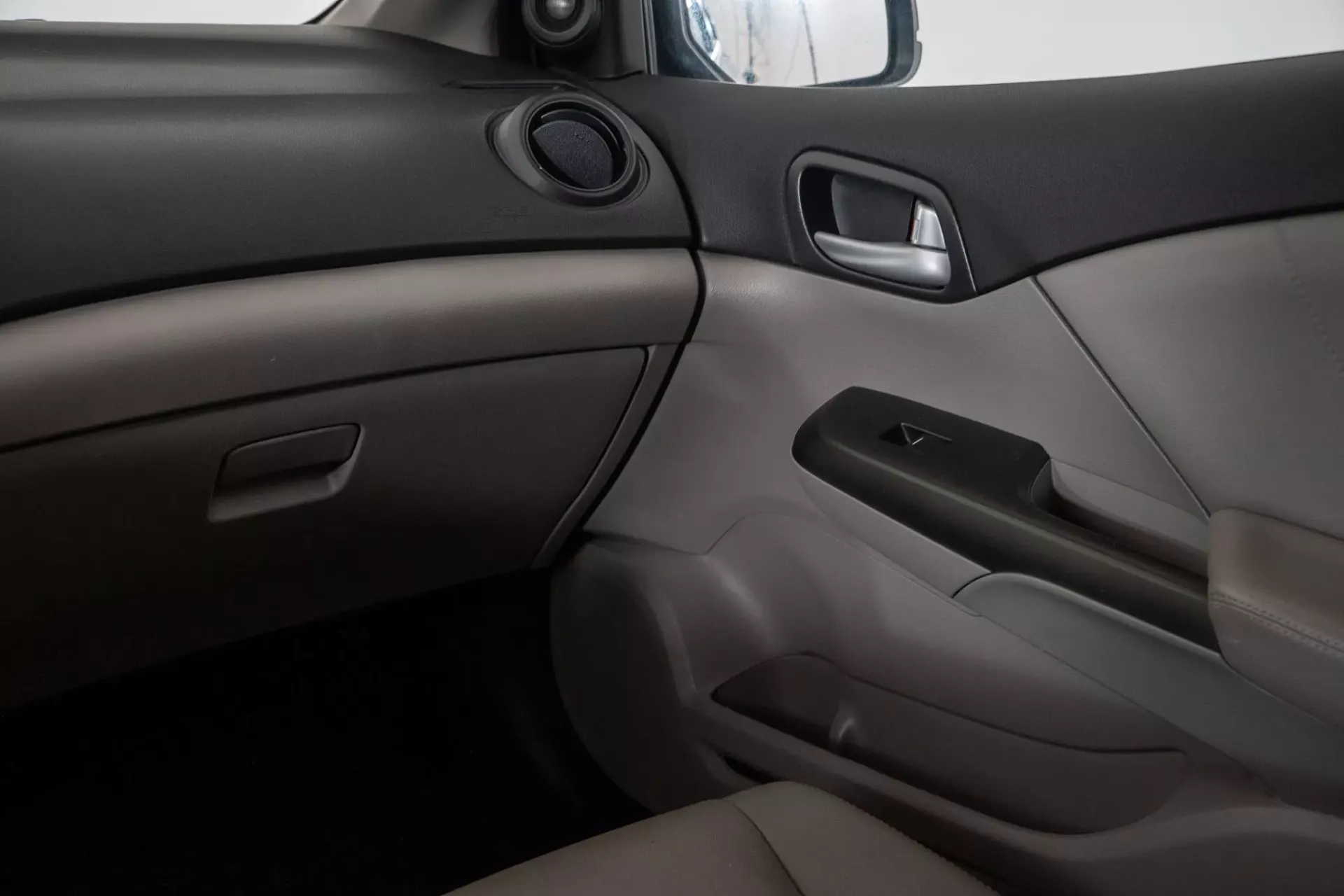 Honda Civic 1.6 i-DTEC Lifestyle 26