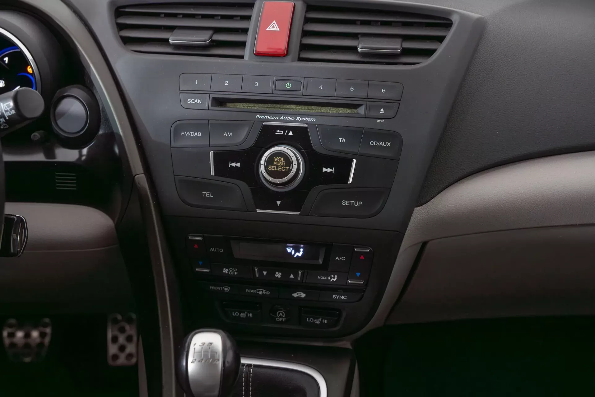 Honda Civic 1.6 i-DTEC Lifestyle 28