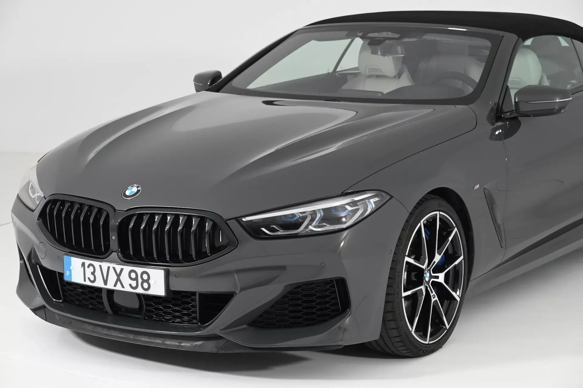 BMW M850i xDrive 17