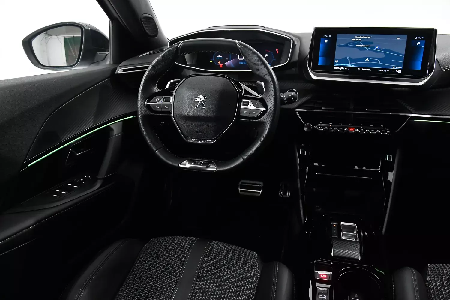 Peugeot 2008 1.2 PureTech GT EAT8 12