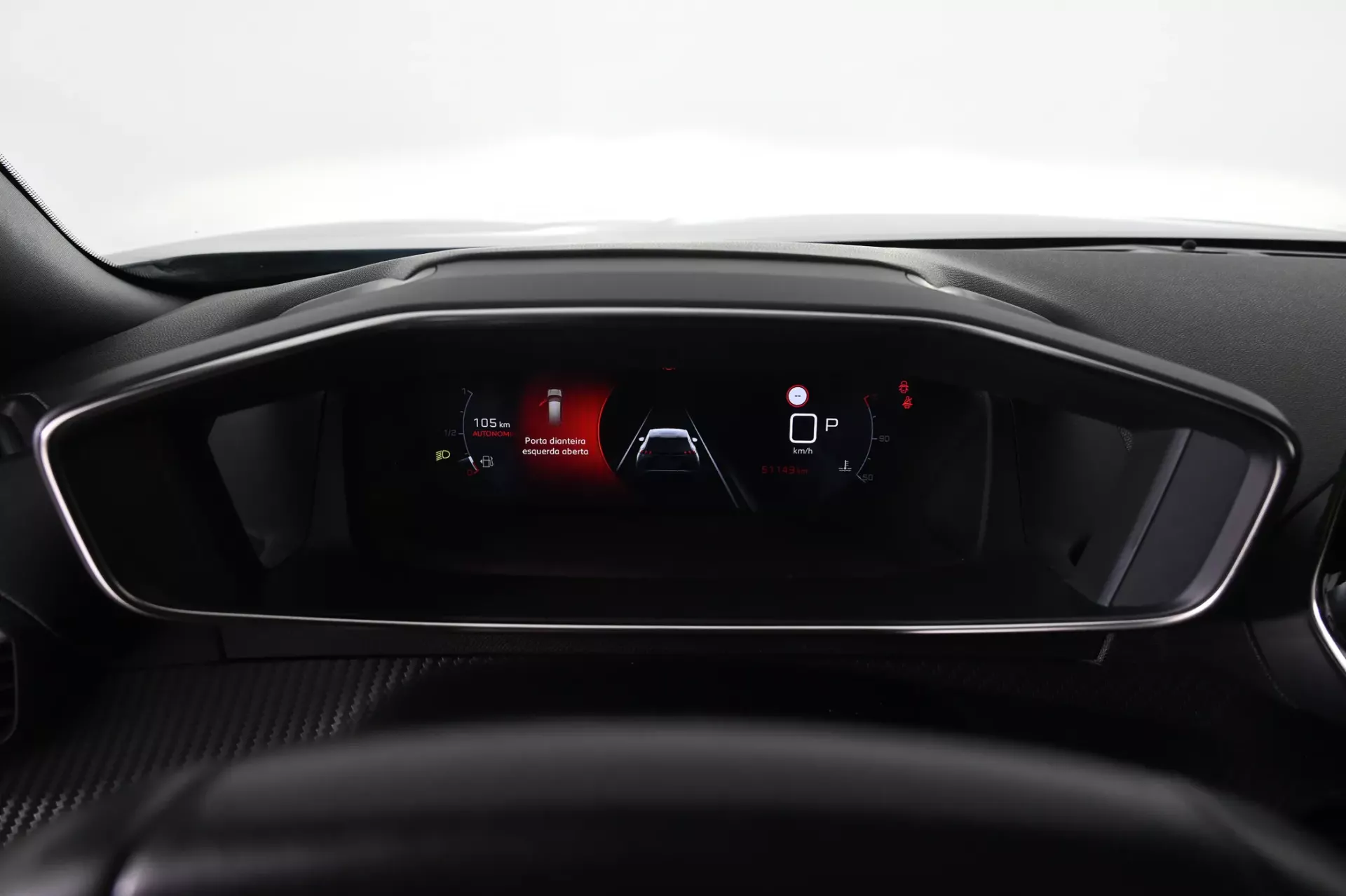 Peugeot 2008 1.2 PureTech Allure Pack EAT8 4