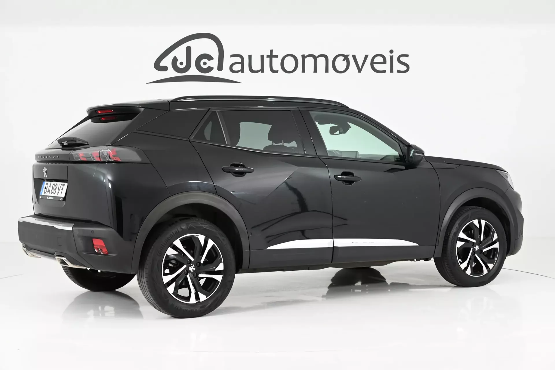 Peugeot 2008 1.2 PureTech Allure Pack EAT8 12