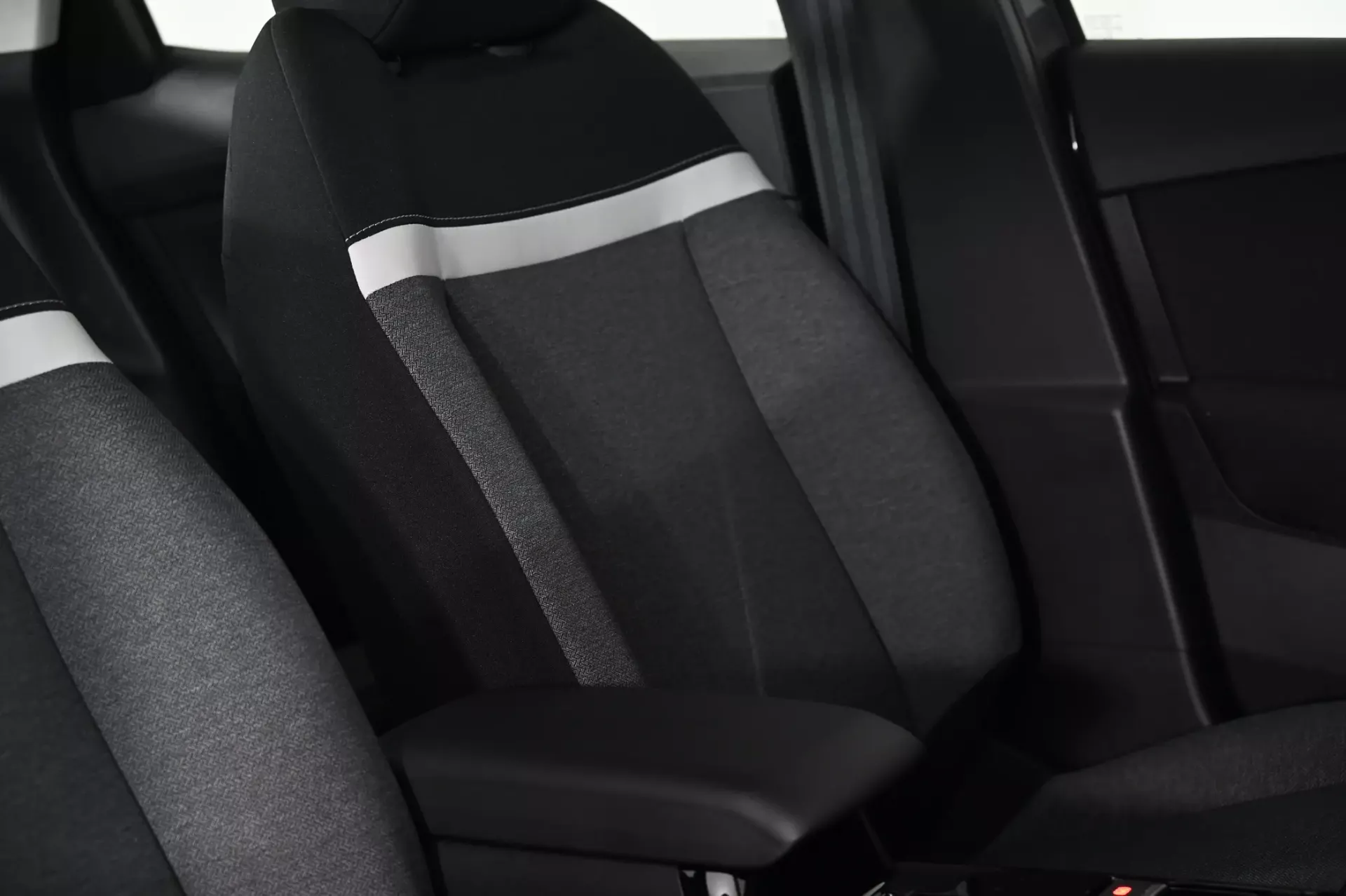 Citroën C4 X 1.2 PureTech Feel 28