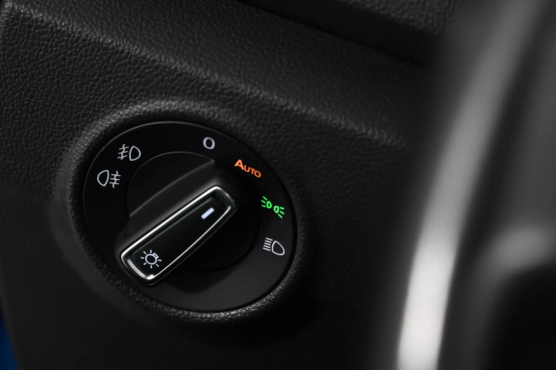 Volkswagen T-Roc Cabrio 1.5 TSI R-Line DSG 35