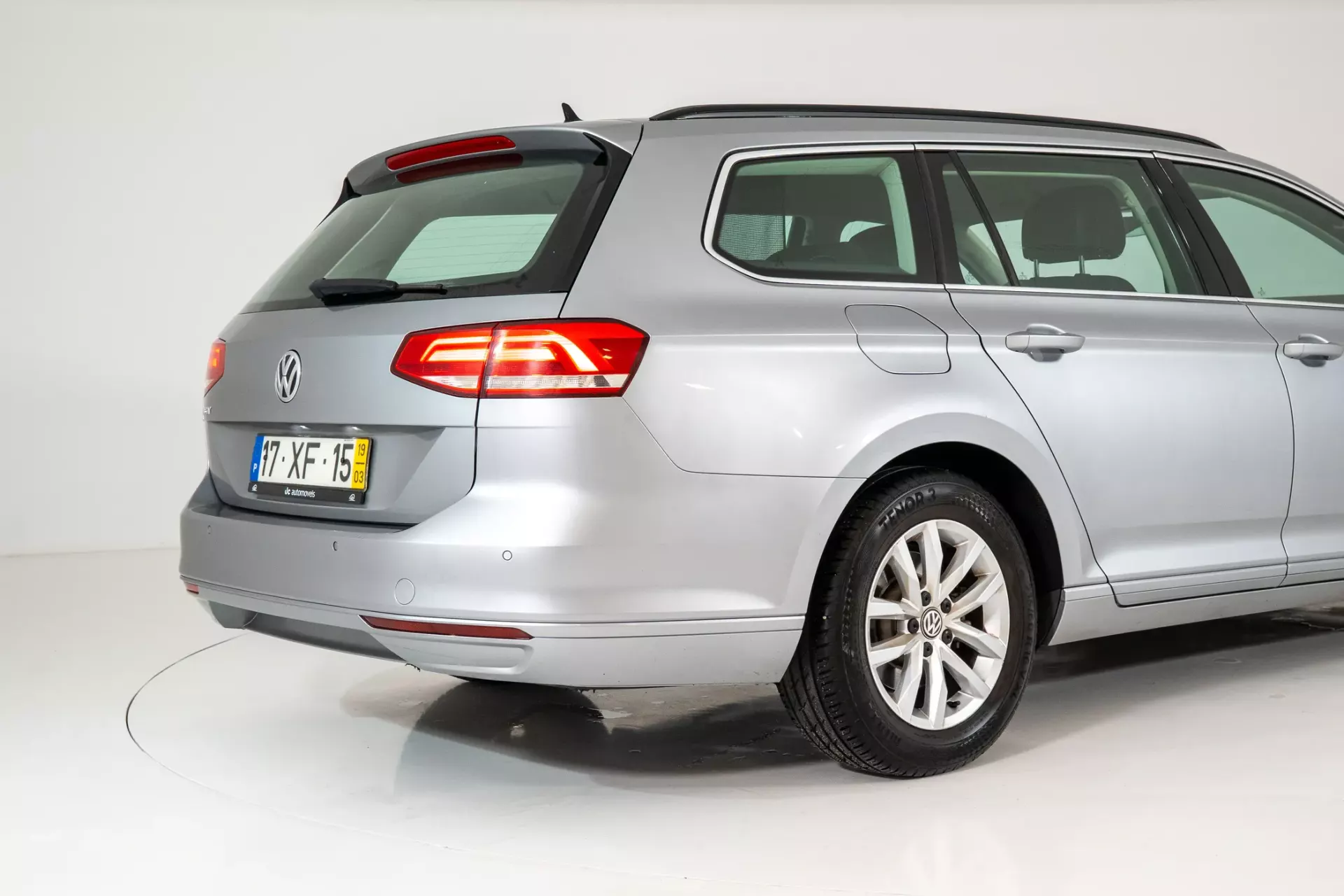 Volkswagen Passat Variant 2.0 TDi Confortline DSG 11