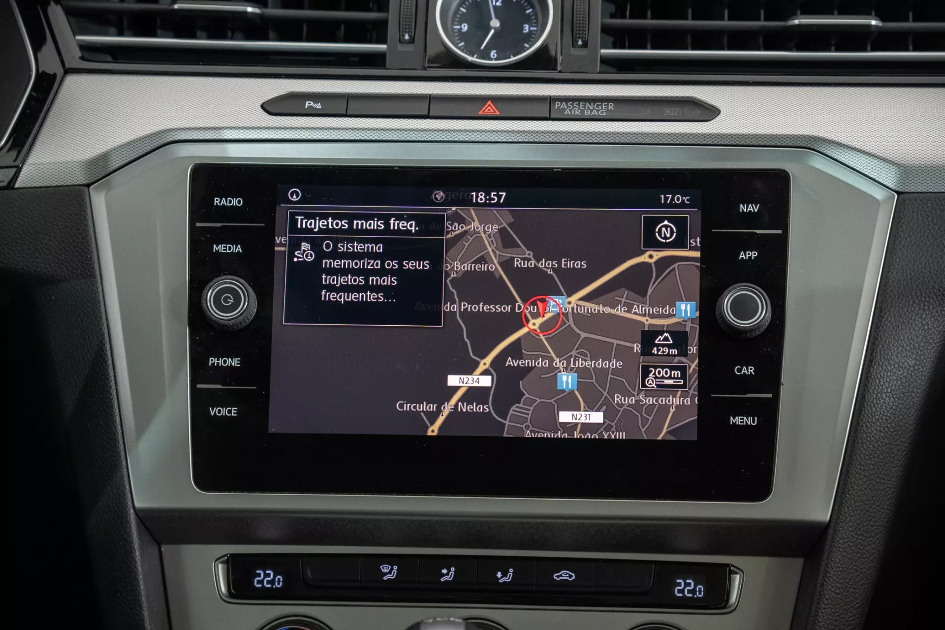 Volkswagen Passat Variant 2.0 TDi Confortline DSG 29