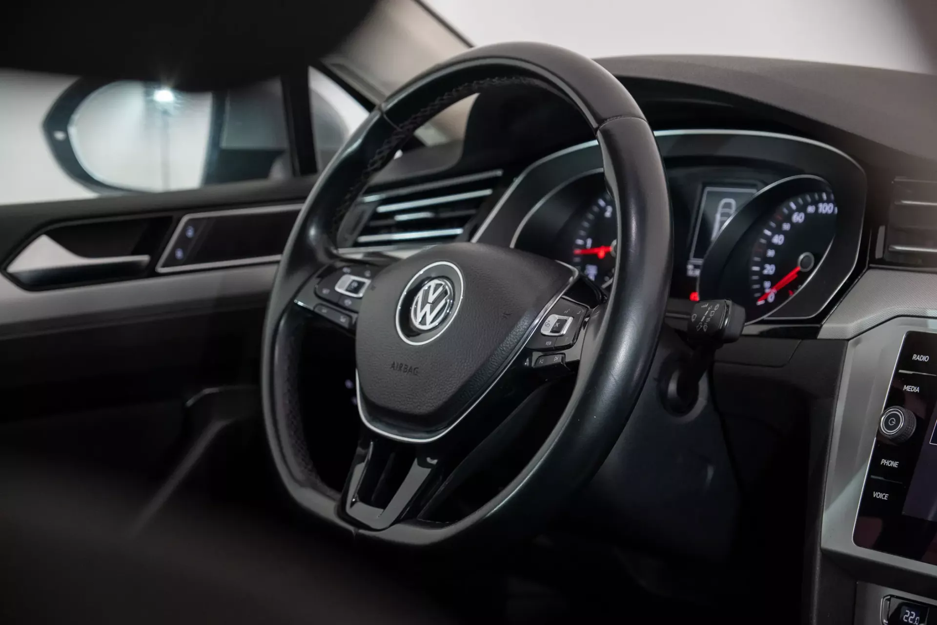 Volkswagen Passat Variant 2.0 TDi Confortline DSG 36