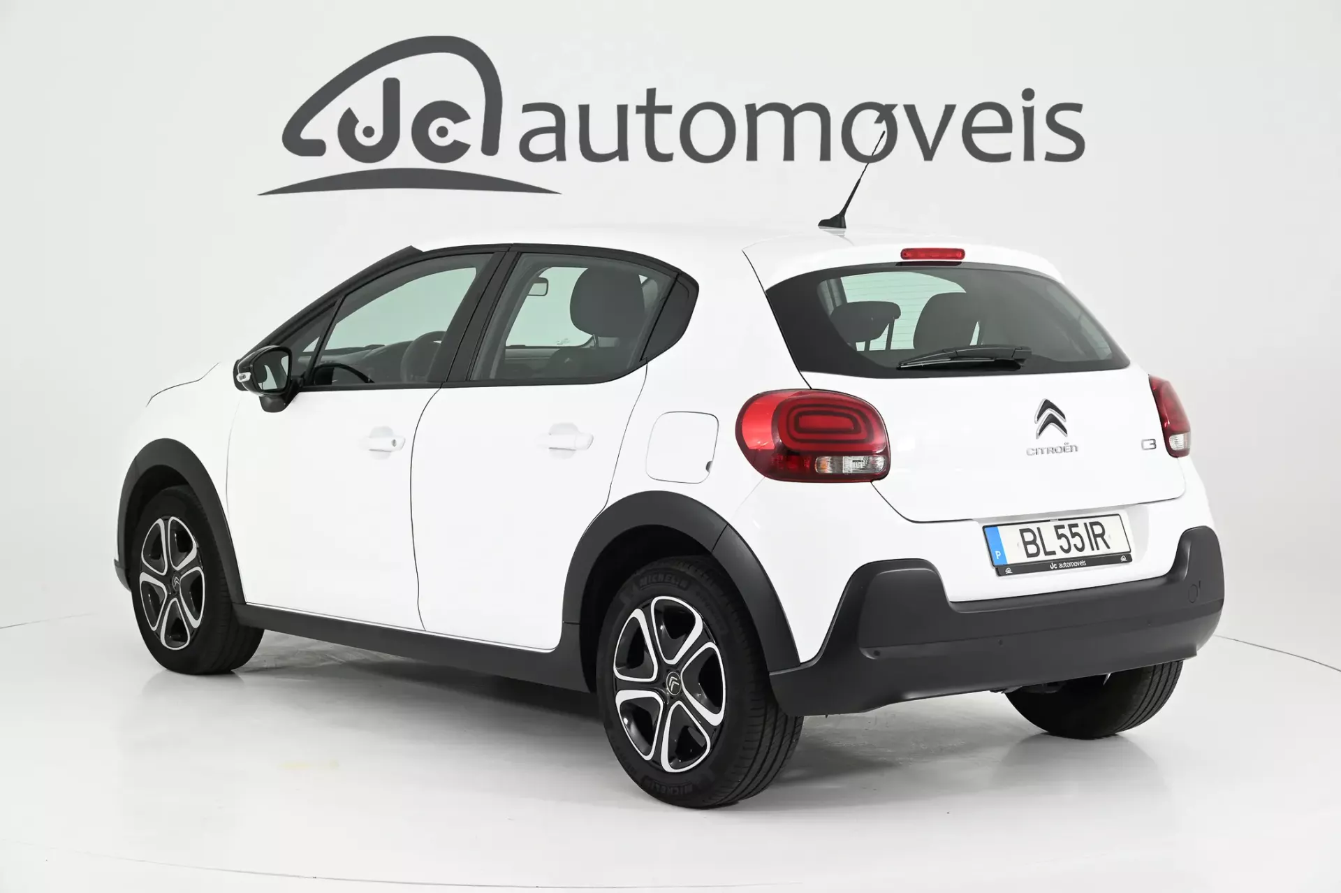 Citroën C3 1.2 PureTech Plus 2
