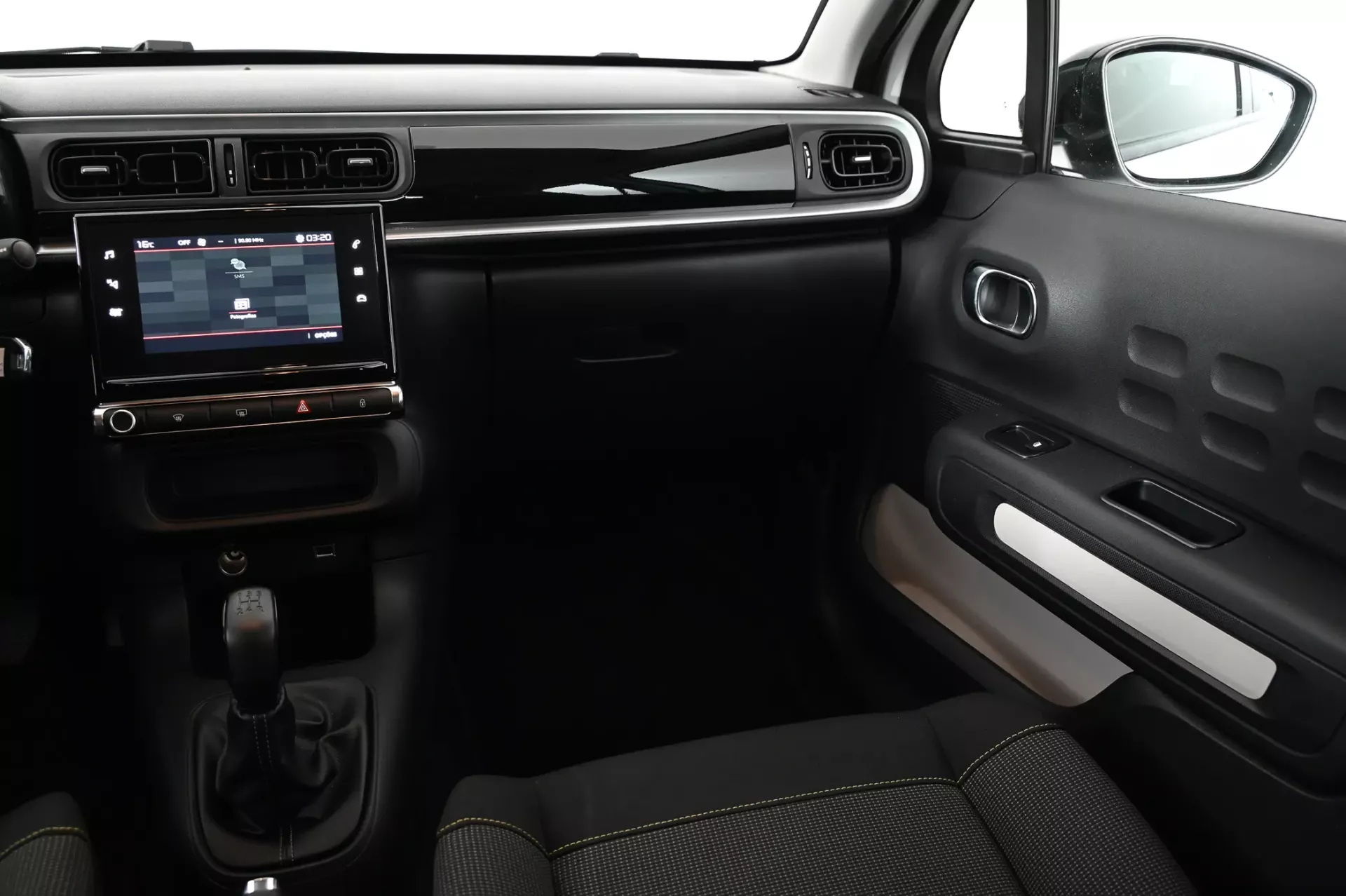 Citroën C3 1.2 PureTech Plus 17