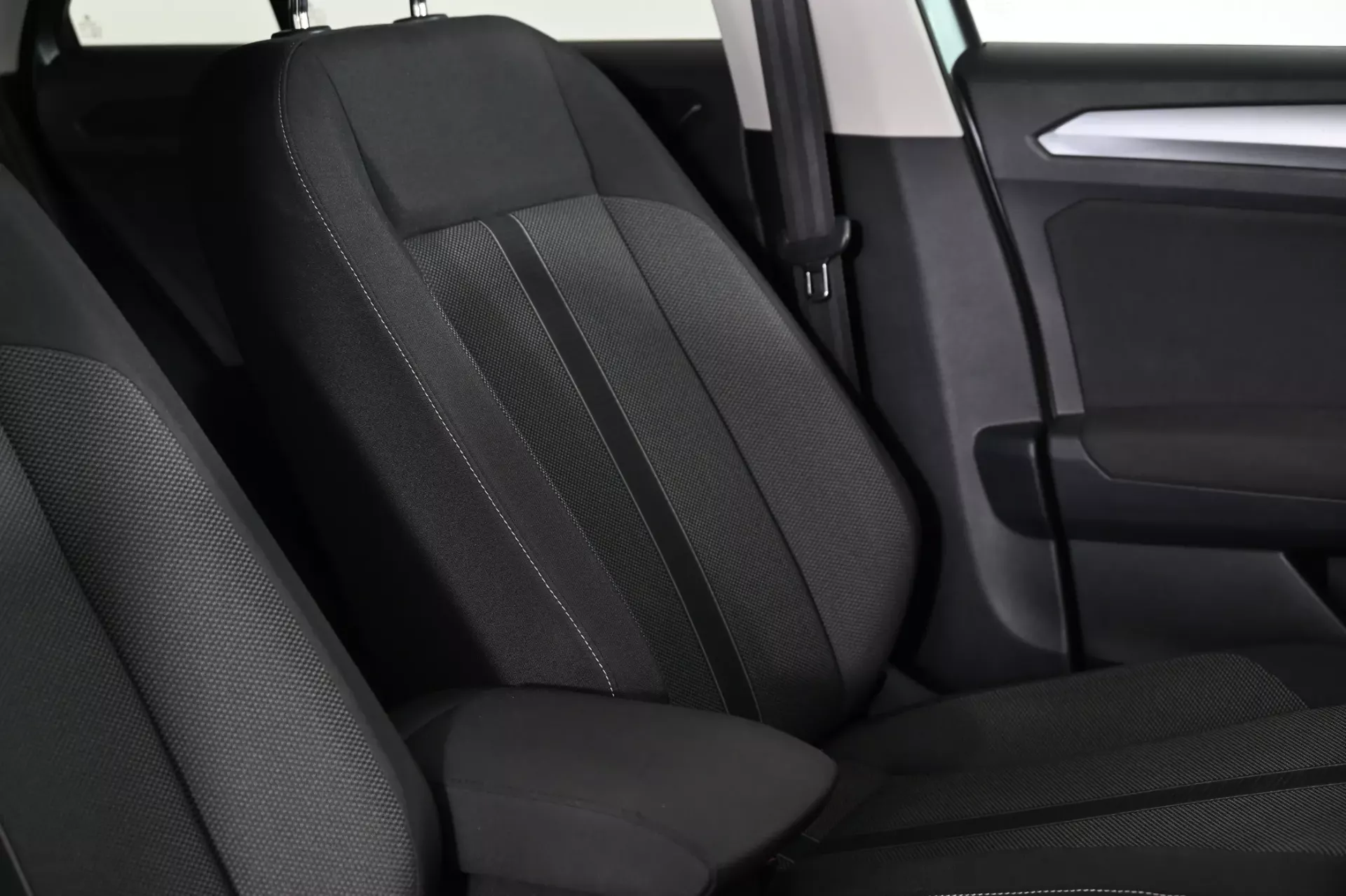 Volkswagen T-Roc 1.5 TSI Life DSG 23