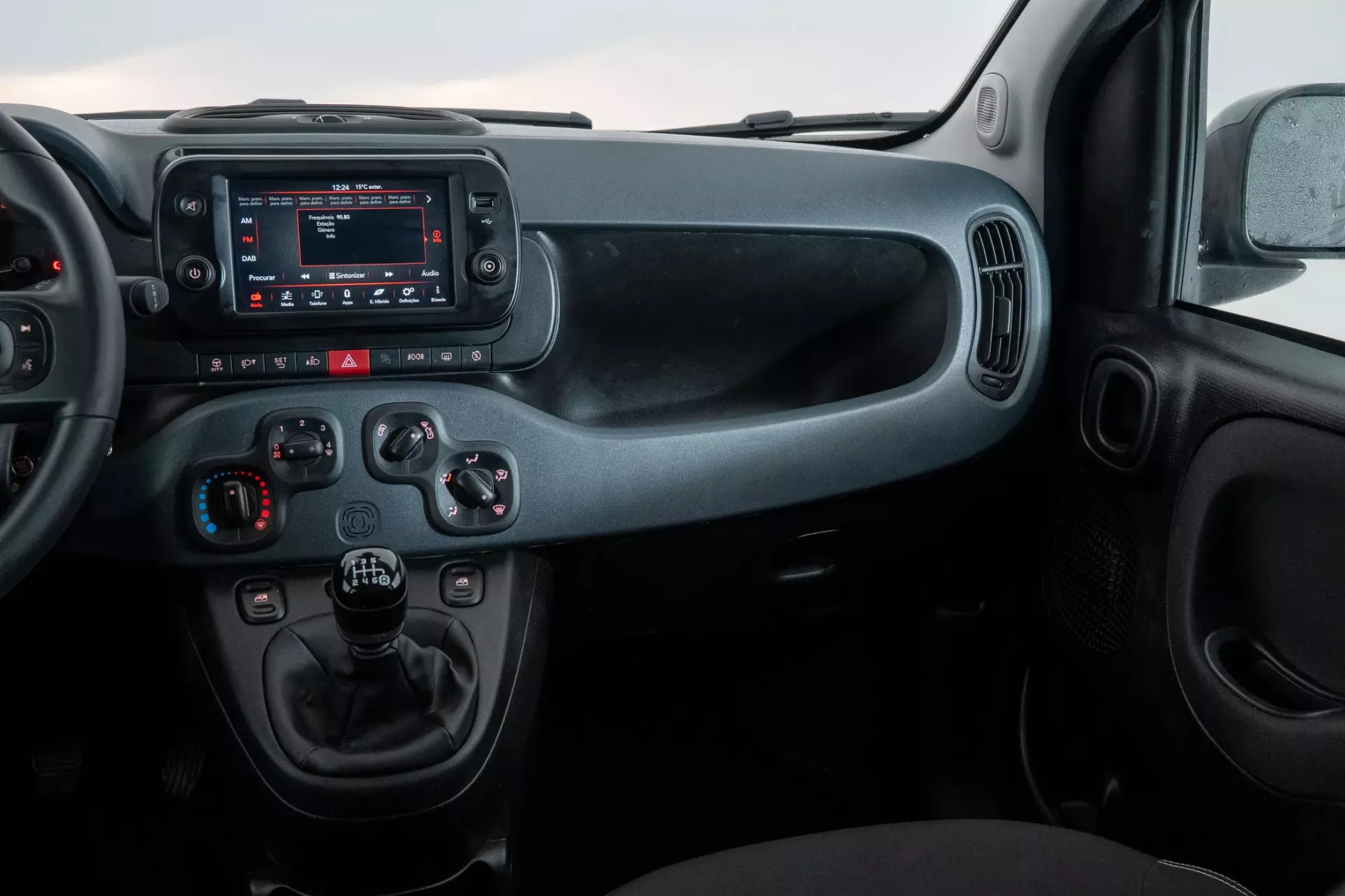 Fiat Panda 1.0 Hybrid City Cross 15