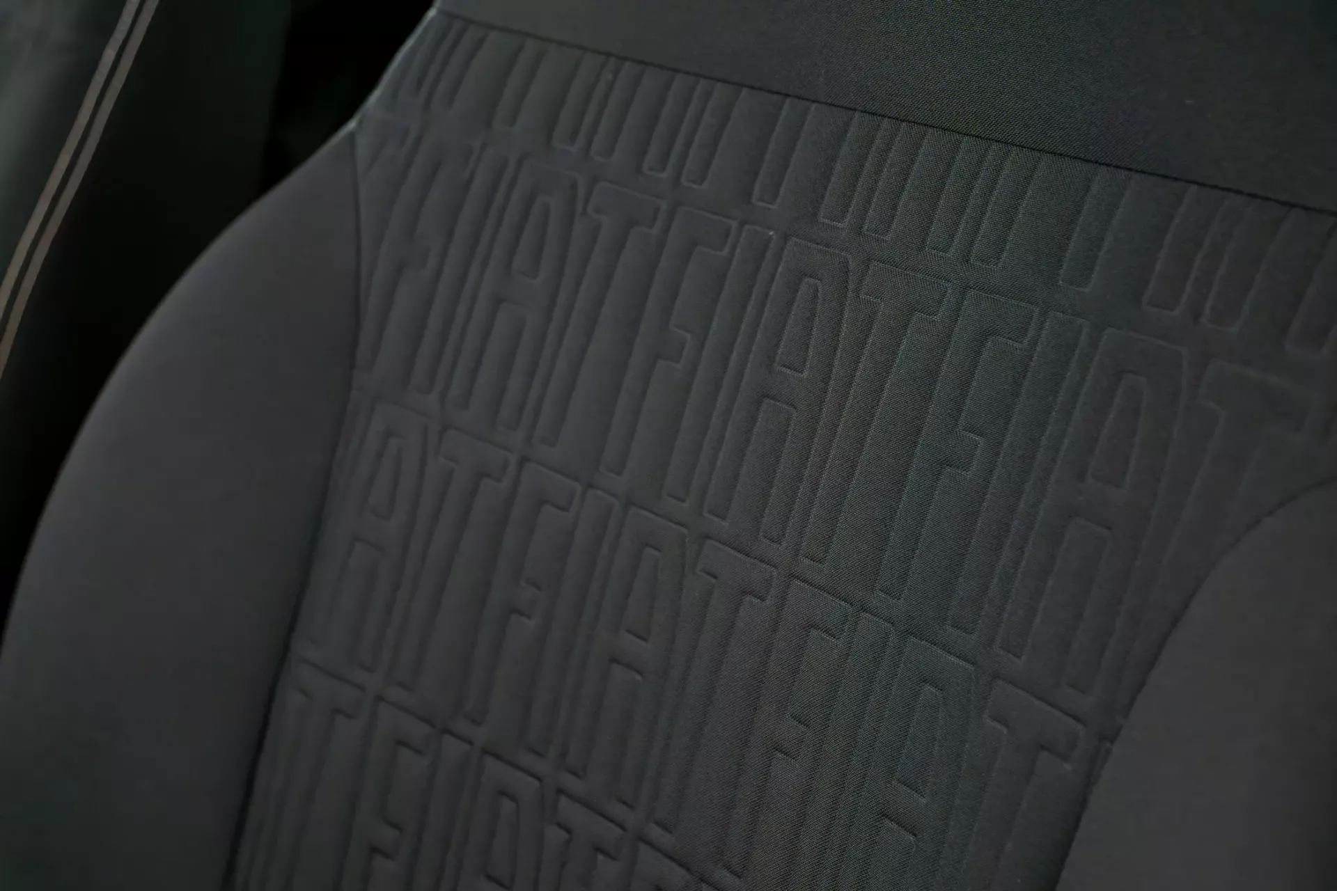 Fiat Panda 1.0 Hybrid City Cross 24