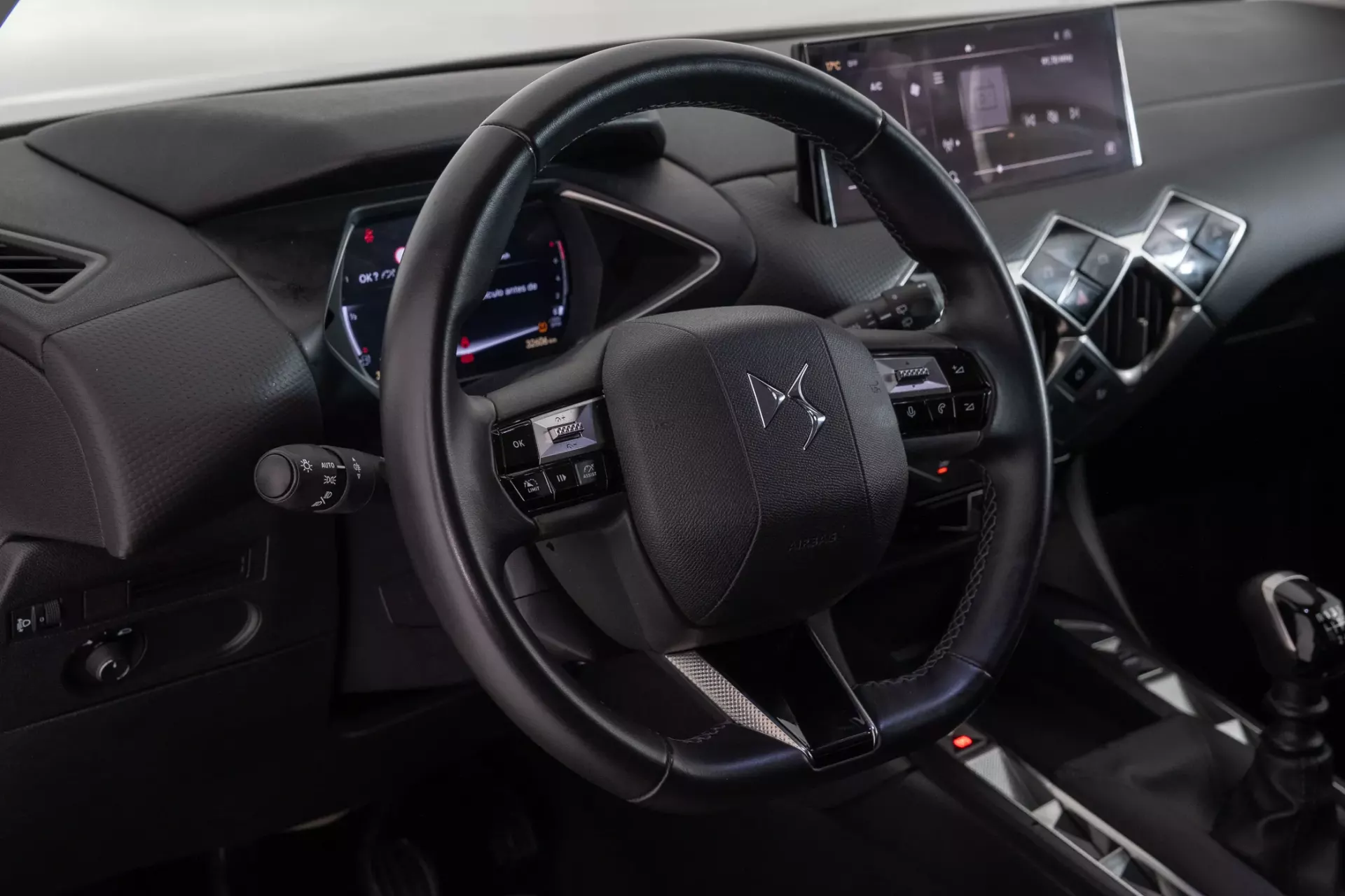 DS DS3 Crossback 1.2 PureTech Performance Line 29