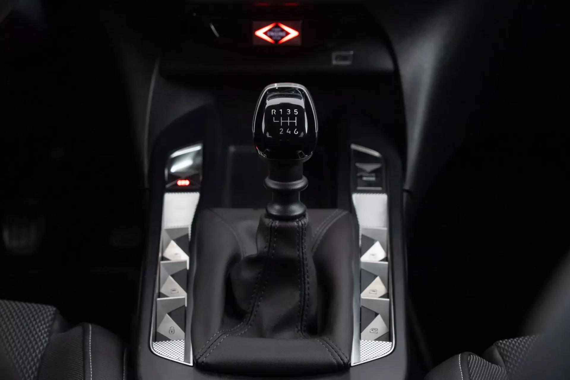 DS DS3 Crossback 1.2 PureTech Performance Line 36