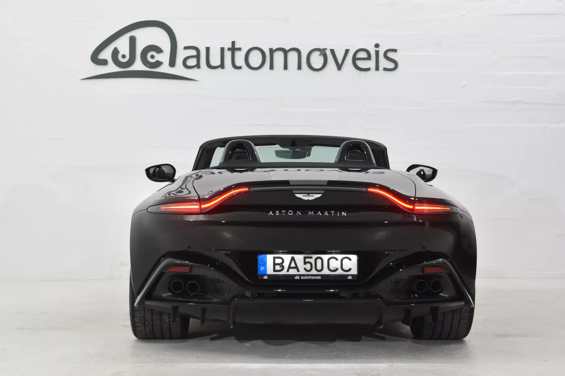 Aston Martin Vantage Roadster V8 F1 Edition 8