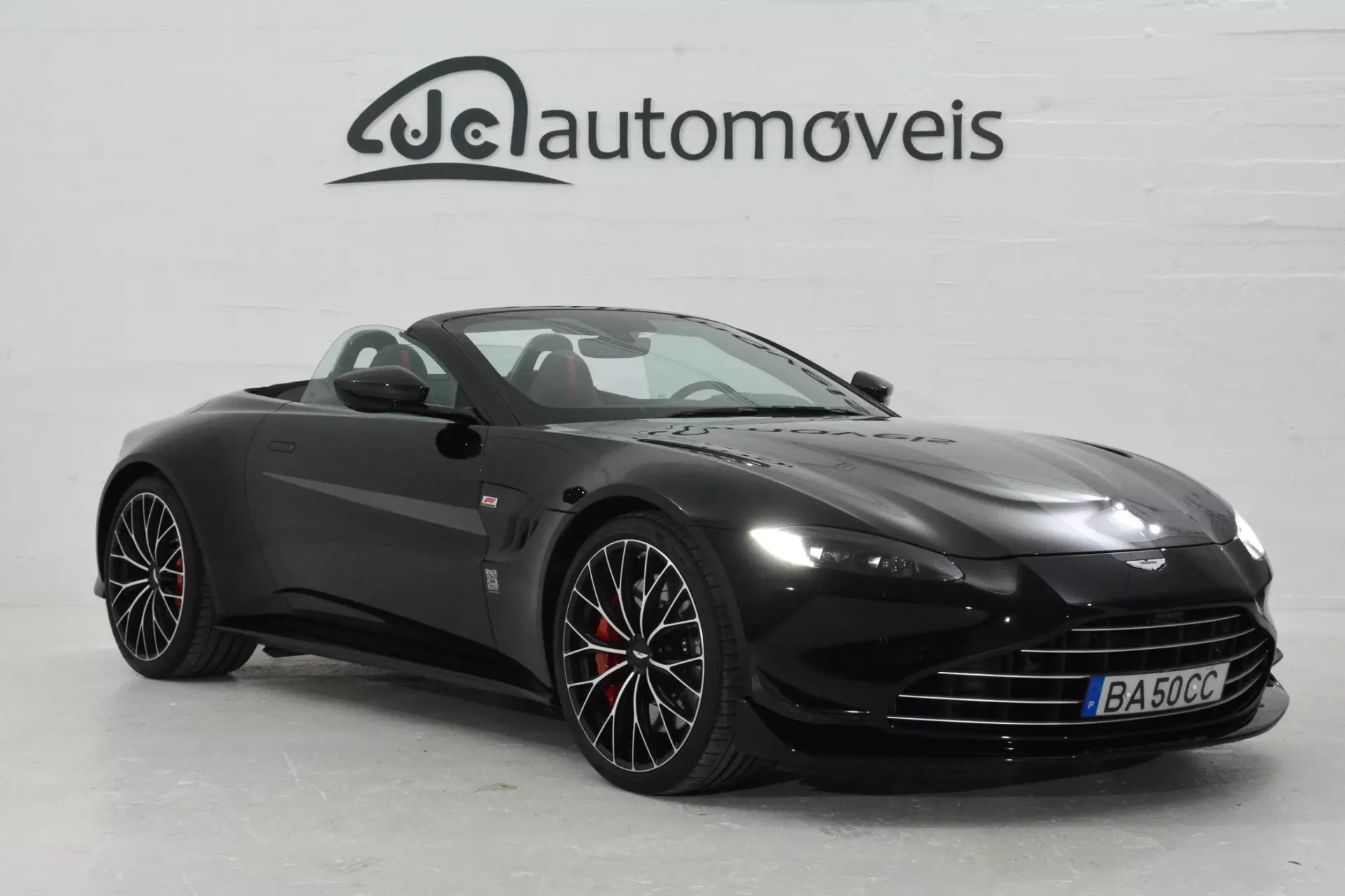 Aston Martin Vantage Roadster V8 F1 Edition 14