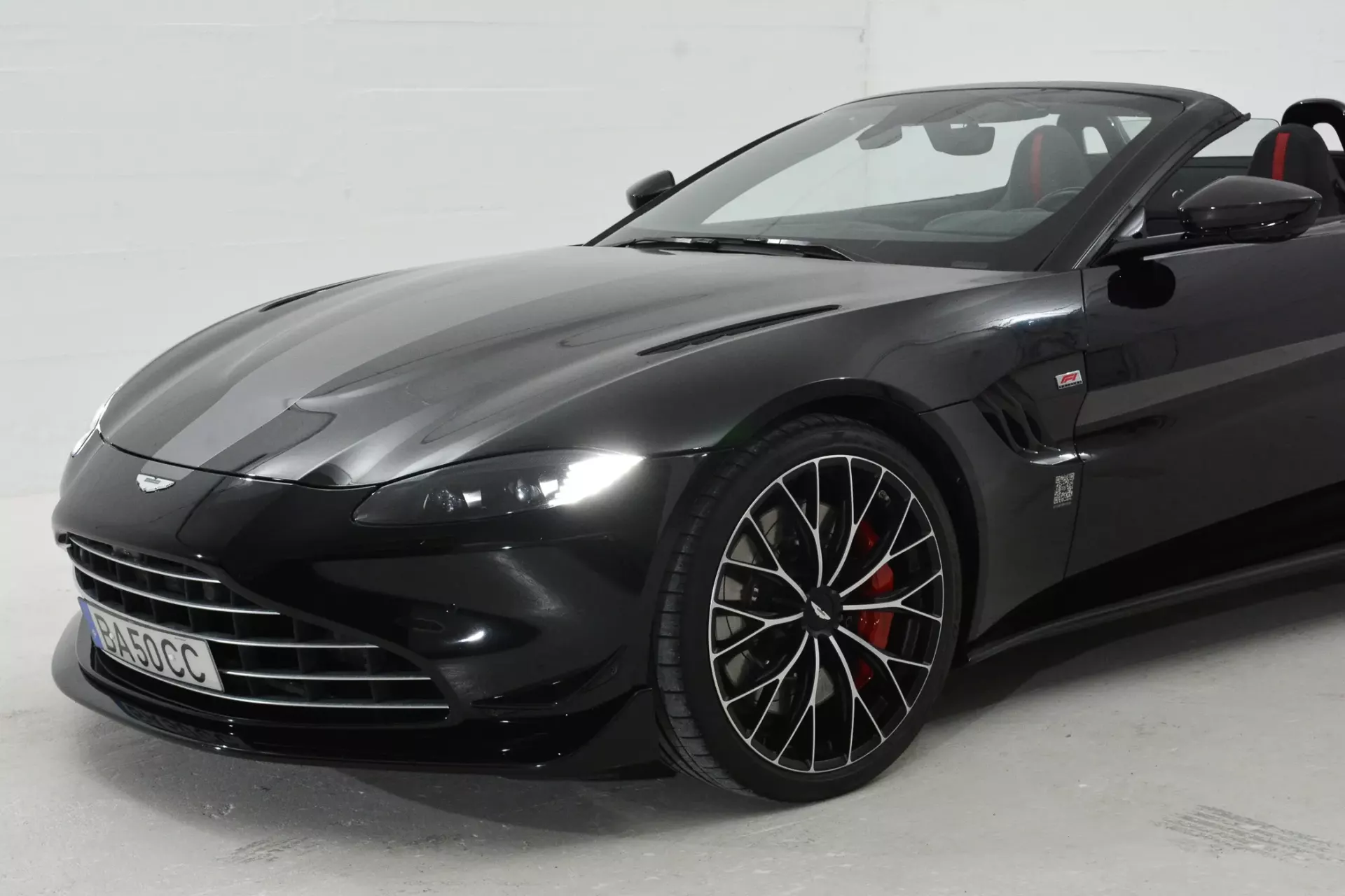 Aston Martin Vantage Roadster V8 F1 Edition 16