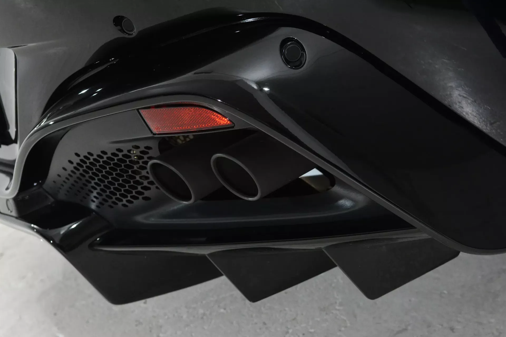 Aston Martin Vantage Roadster V8 F1 Edition 19