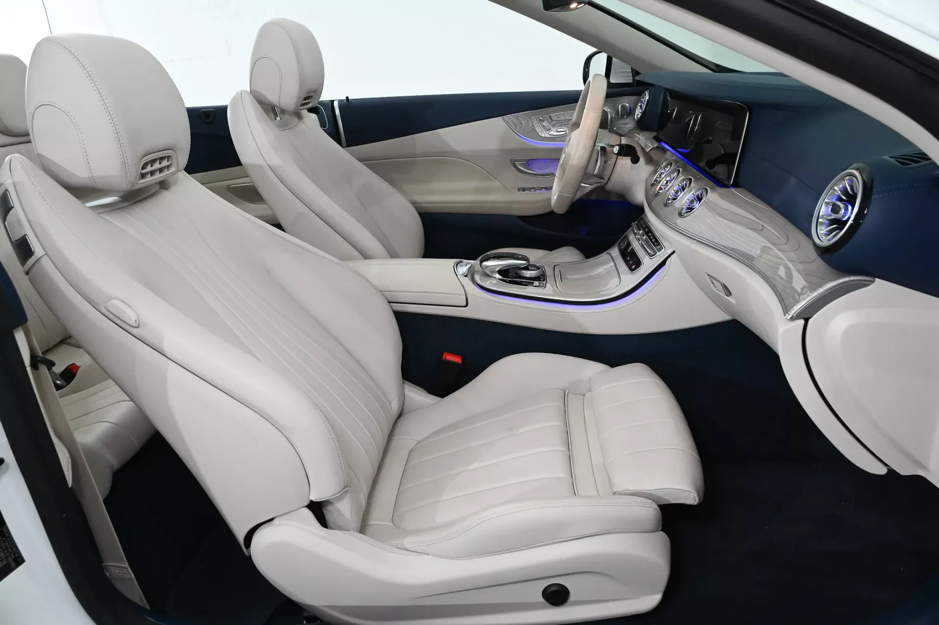 Mercedes-Benz E 220 d AMG Line Aut. 12