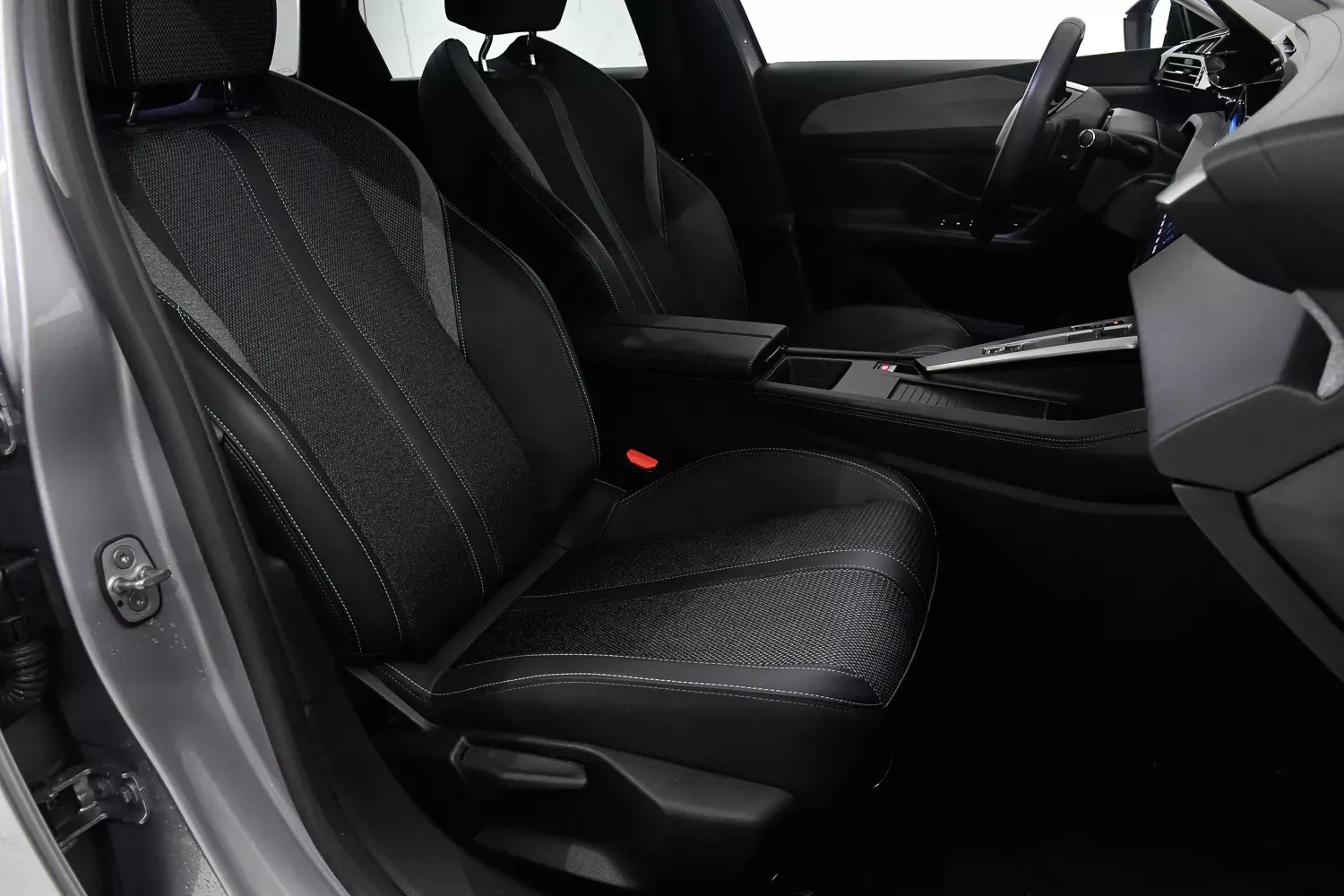 Peugeot 308 SW 1.2 PureTech Allure Pack EAT8 13